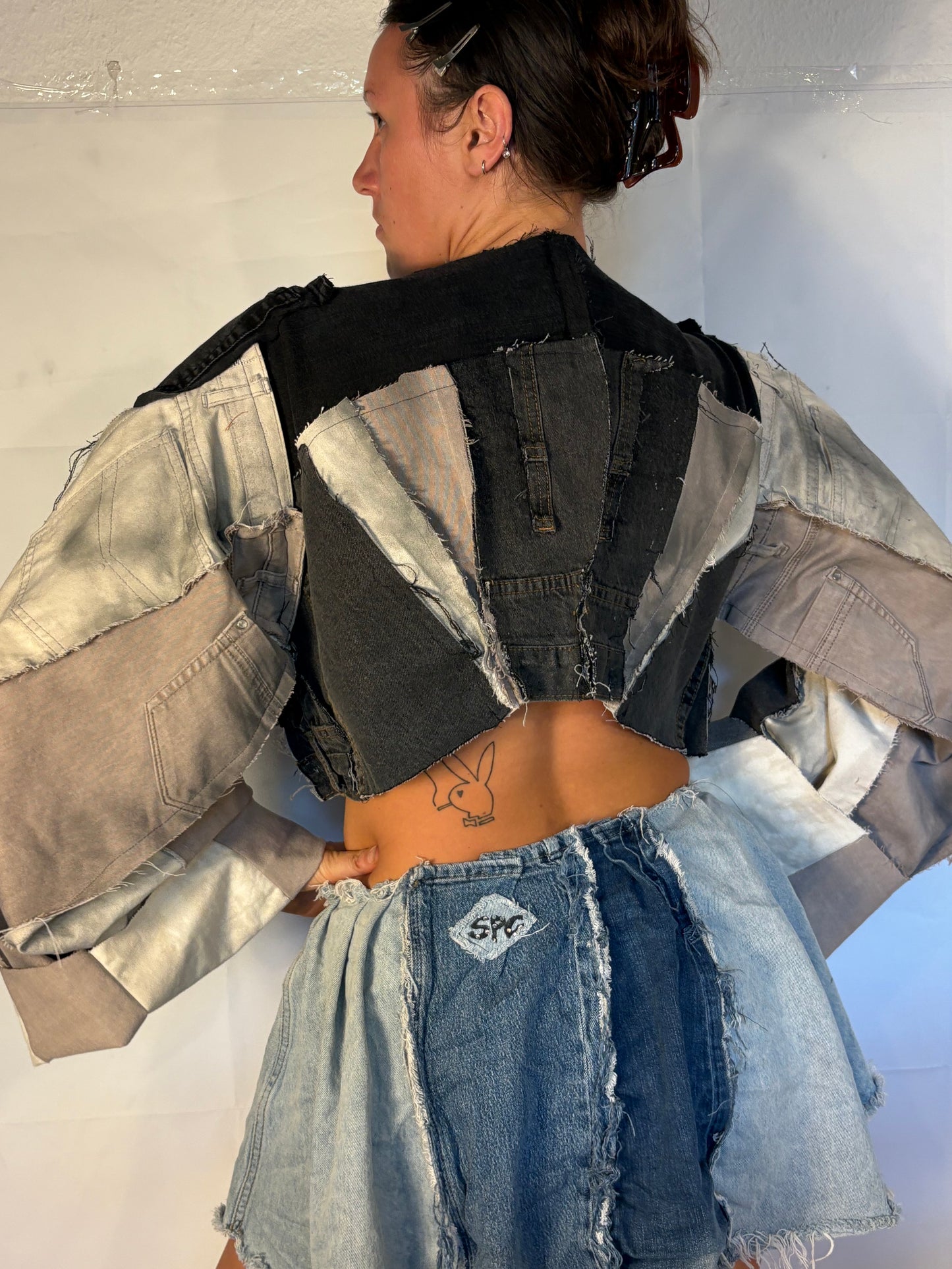 OVERSIZE CROPPED GREY/BLACK BIKER DENIM JACKET