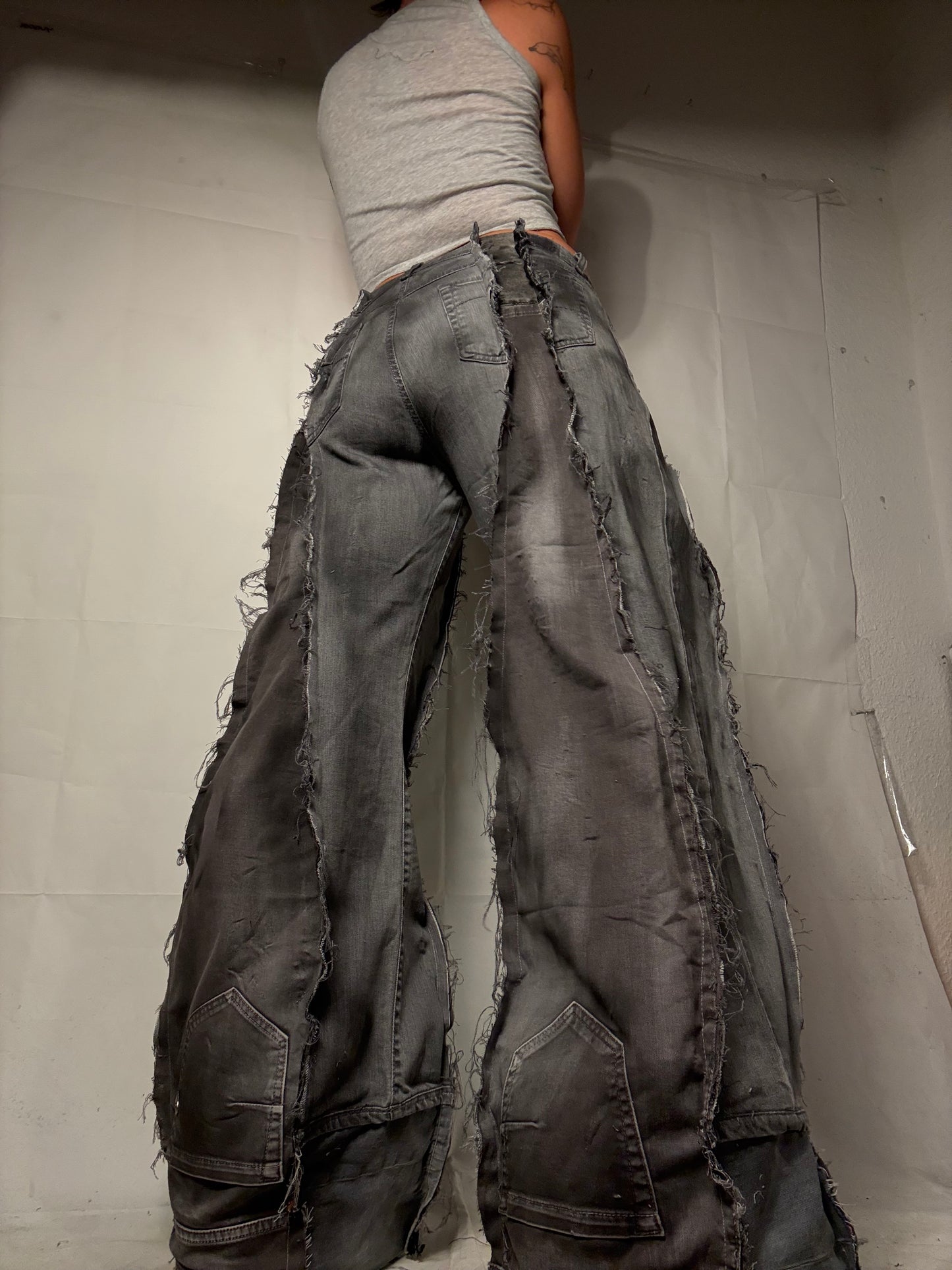 EXTRA LONG DISTRESSED PATCHED GREY SPG PANTS