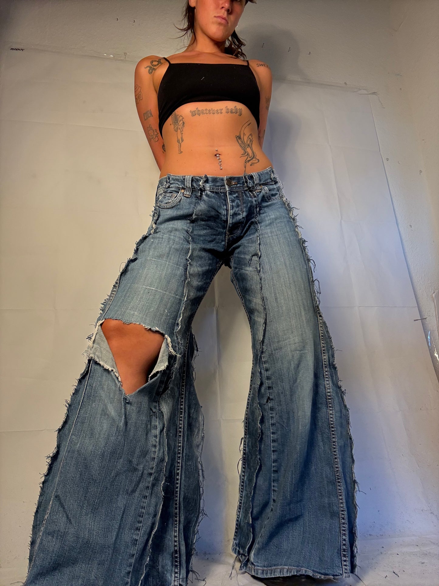 FLARED RIPPED CLASSIC DENIM SPG PANTS
