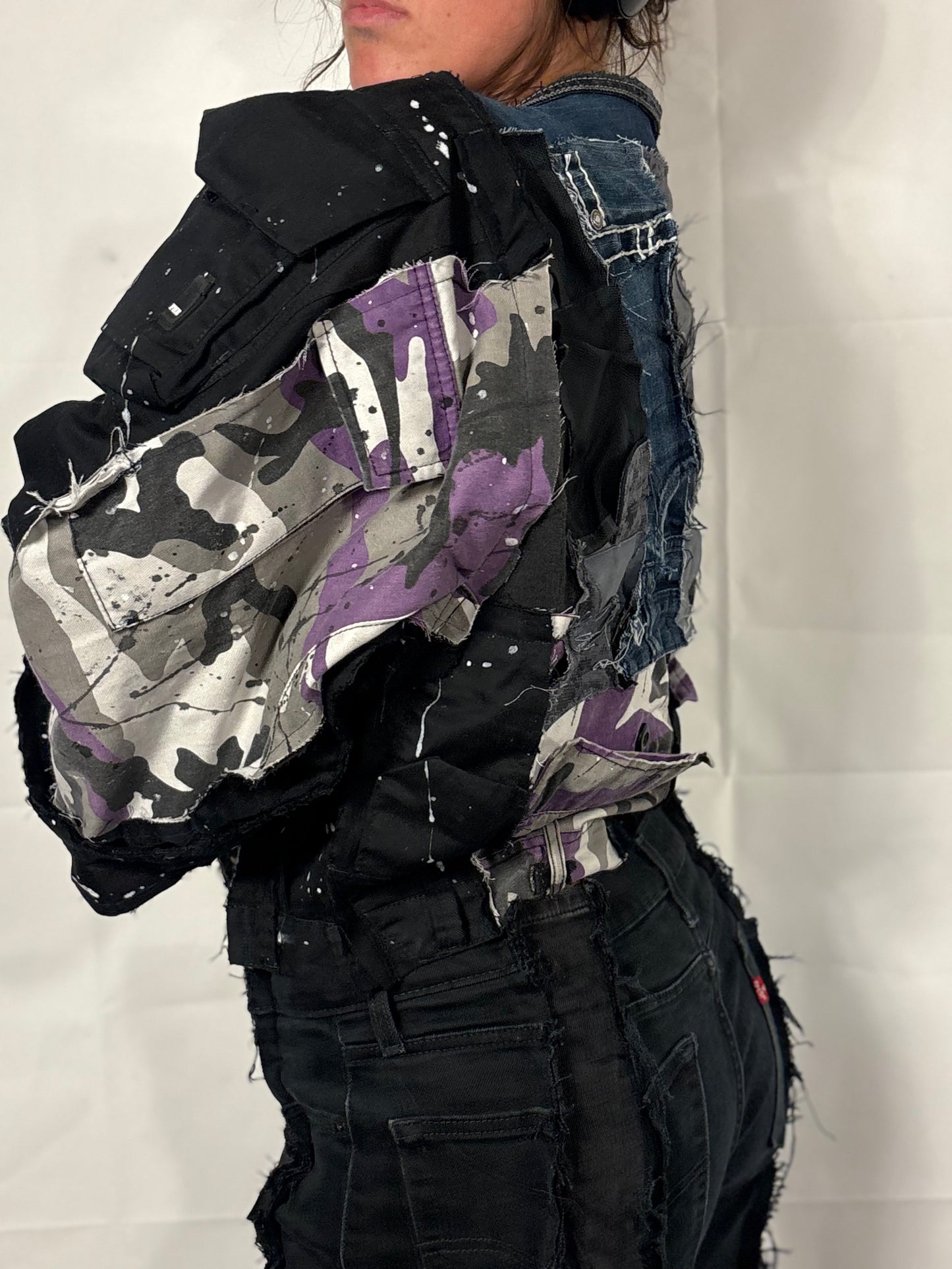 EXTRA OVERSIZE PATCHED SPG JACKET