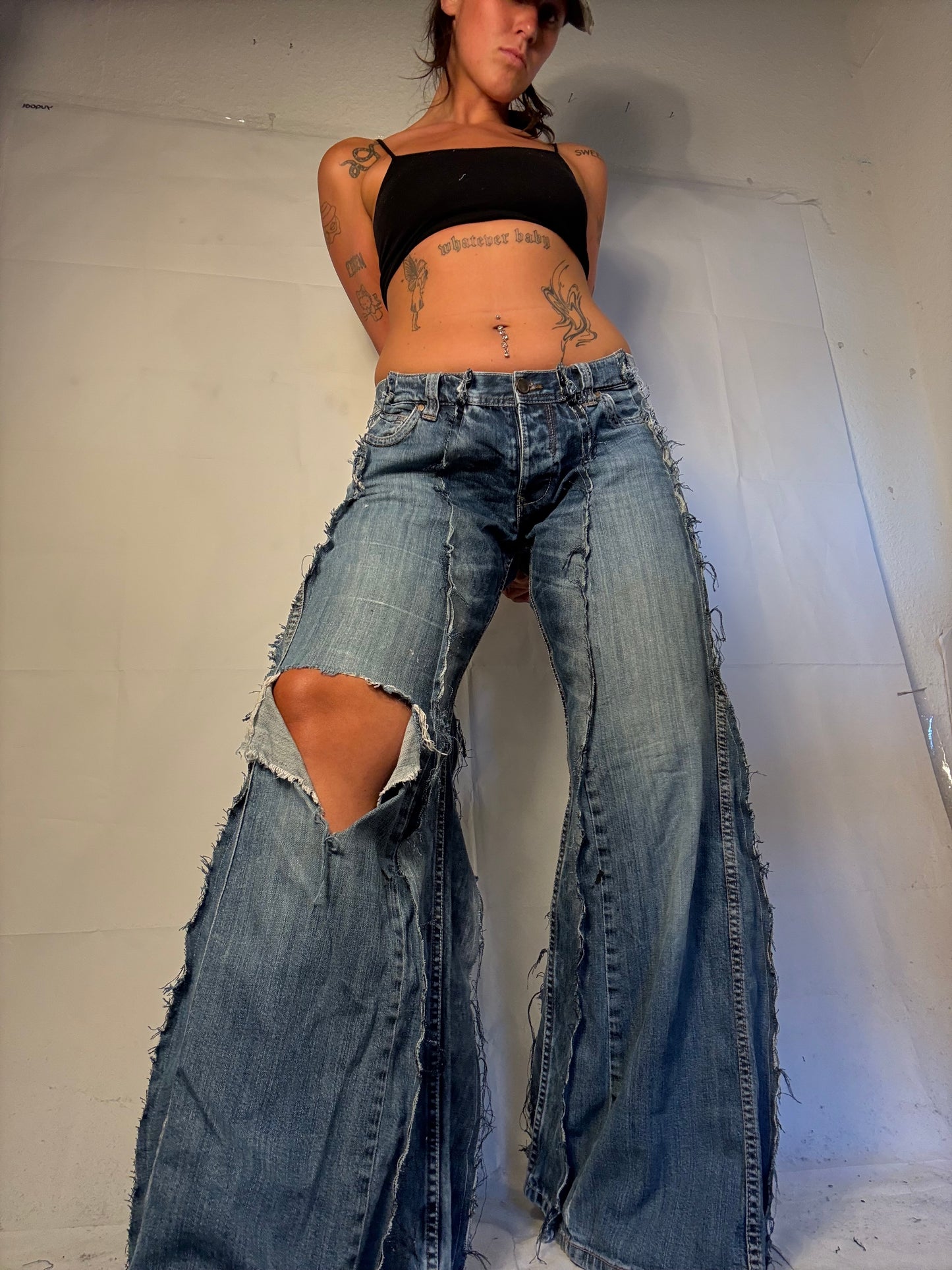 FLARED RIPPED CLASSIC DENIM SPG PANTS