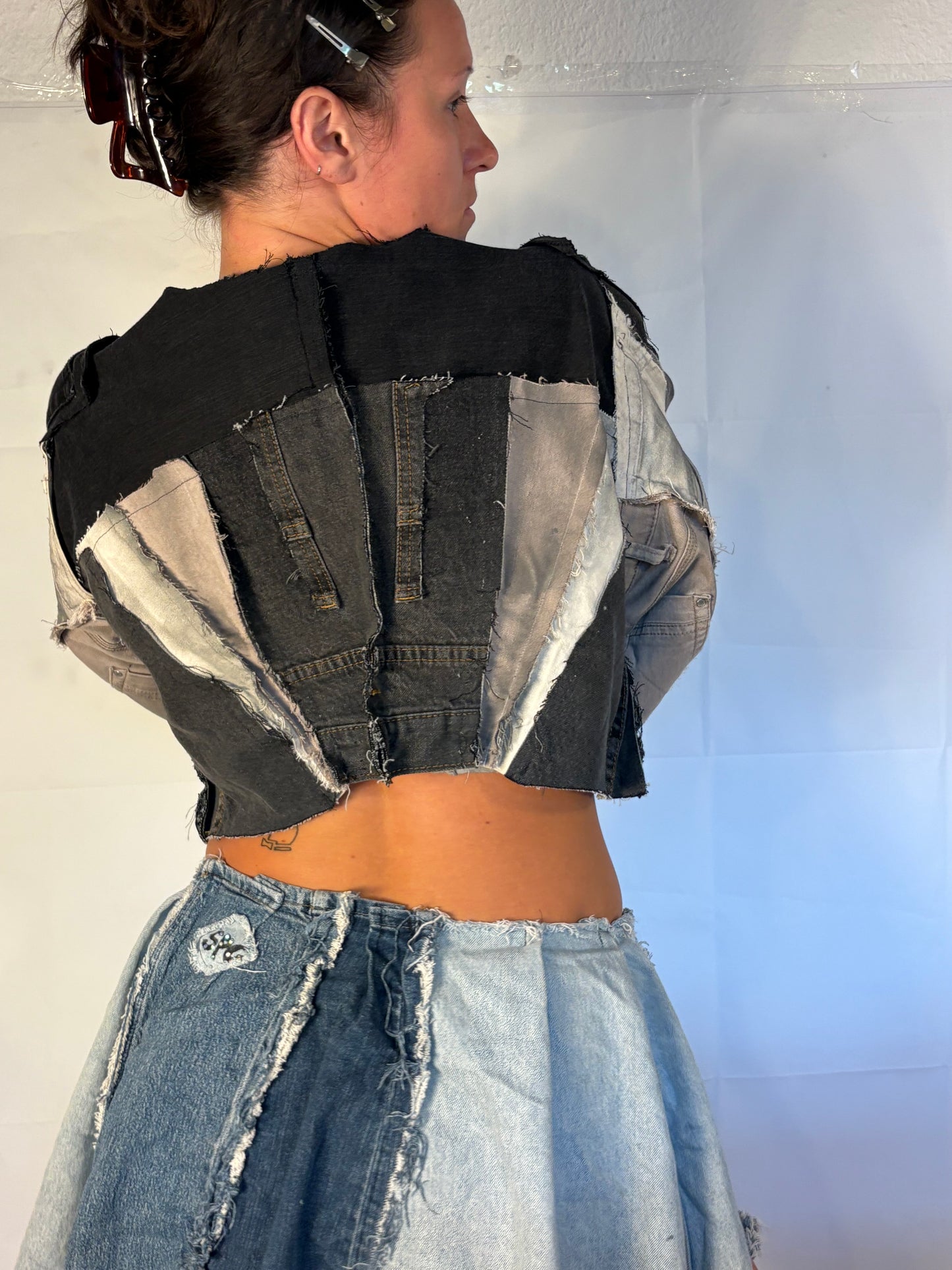 OVERSIZE CROPPED GREY/BLACK BIKER DENIM JACKET