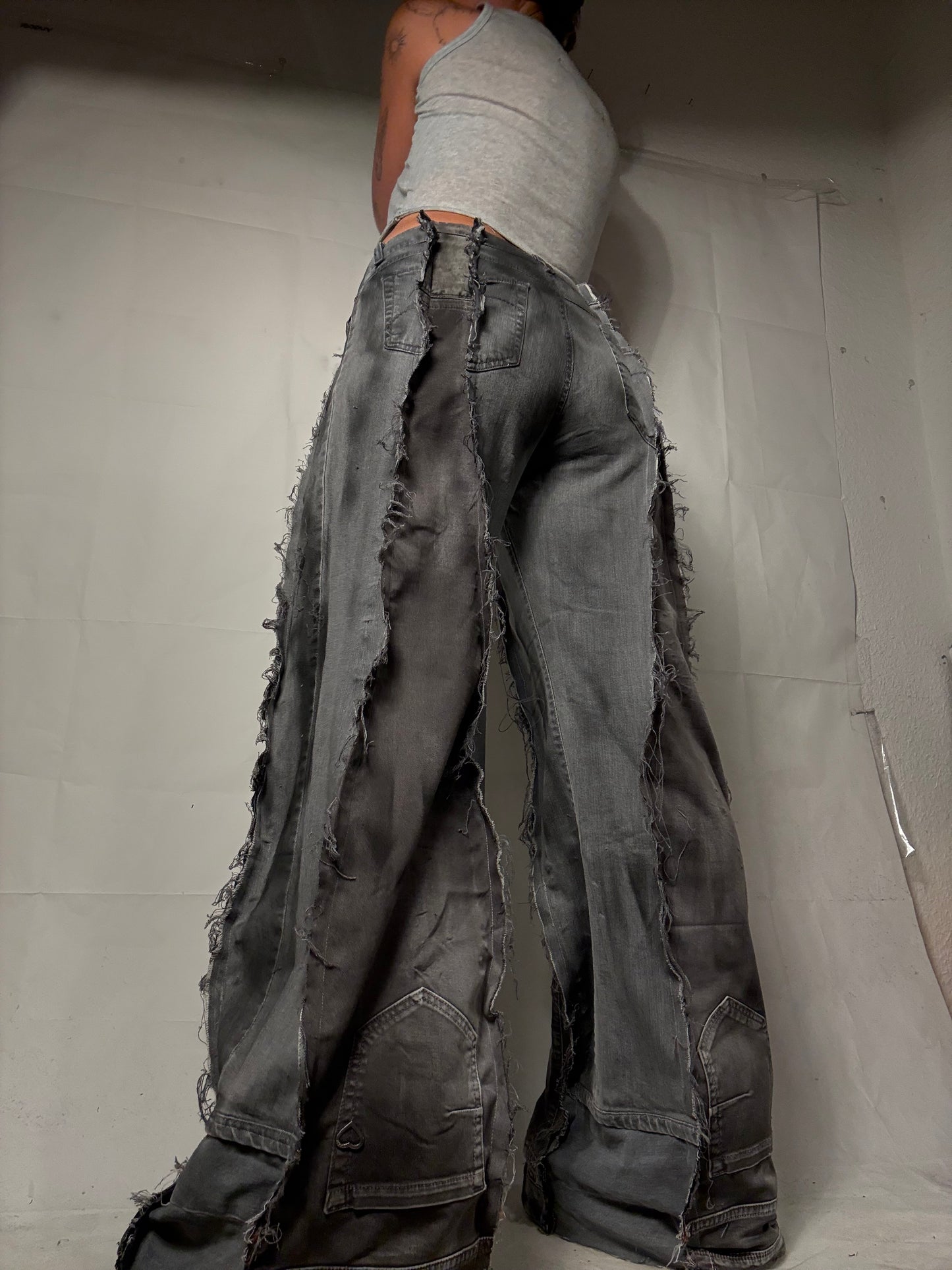 EXTRA LONG DISTRESSED PATCHED GREY SPG PANTS