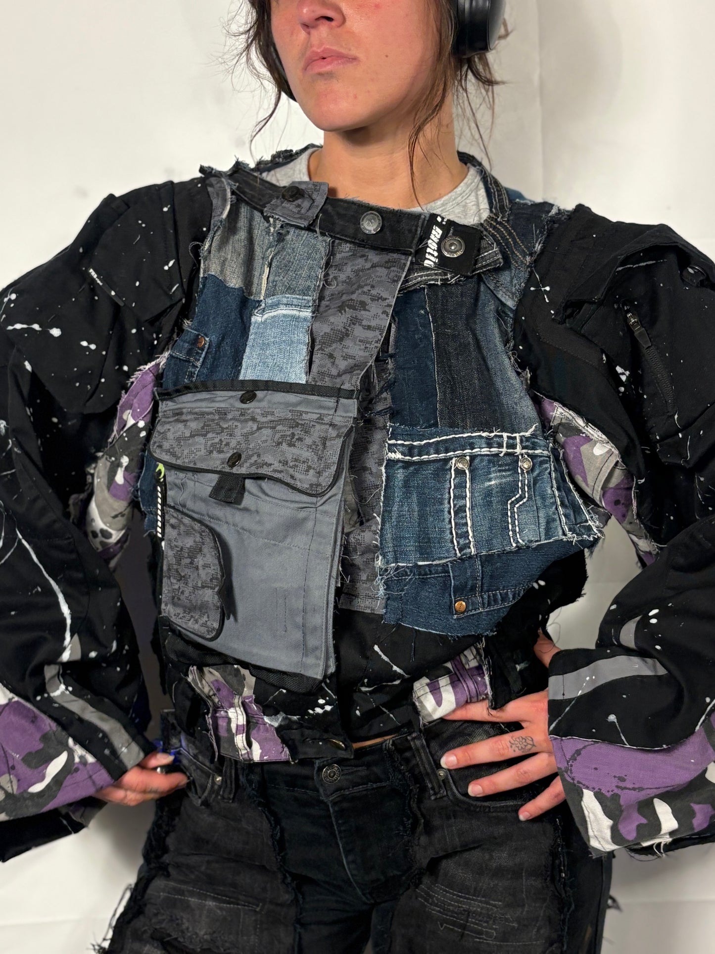 EXTRA OVERSIZE PATCHED SPG JACKET