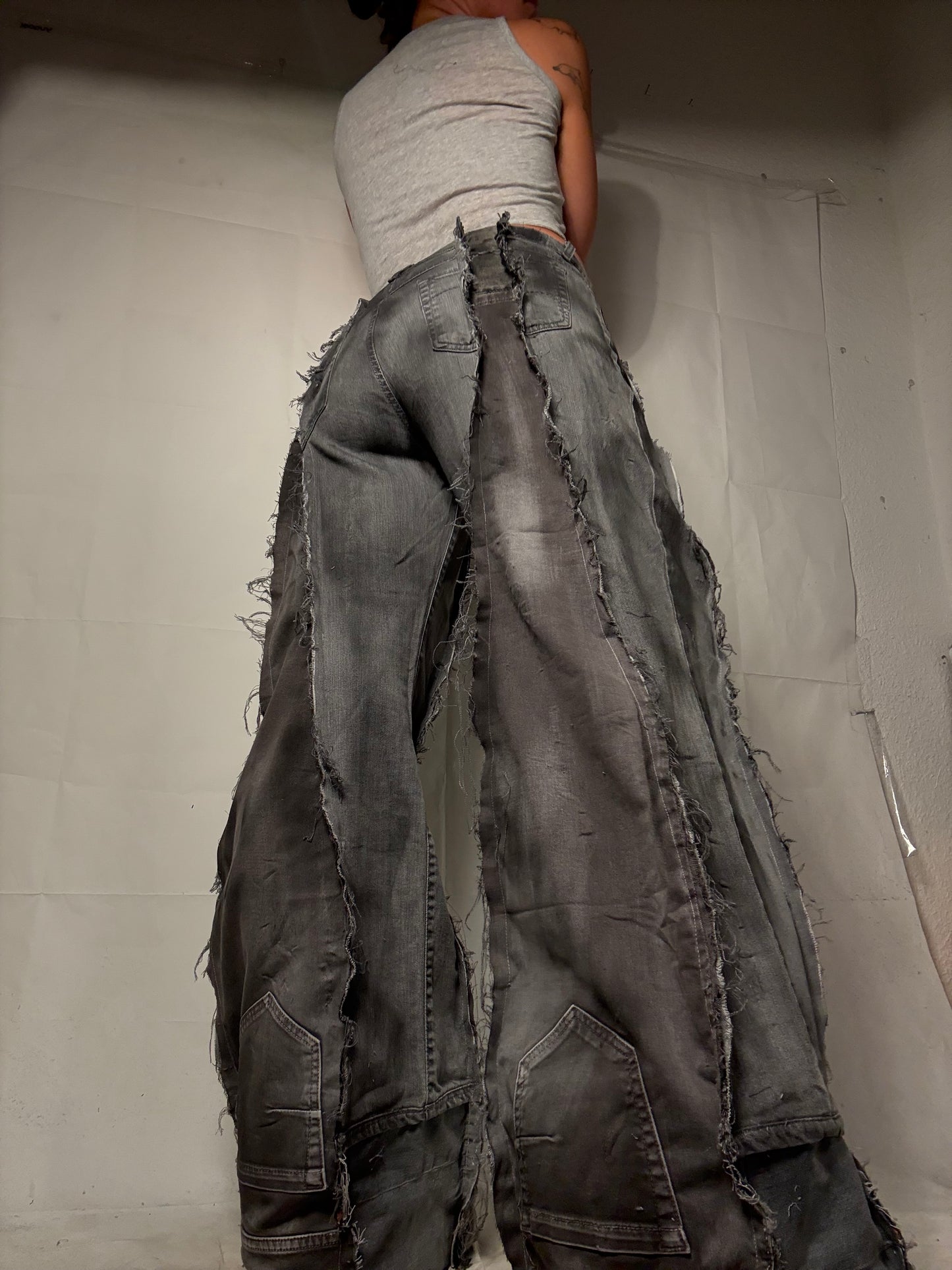 EXTRA LONG DISTRESSED PATCHED GREY SPG PANTS