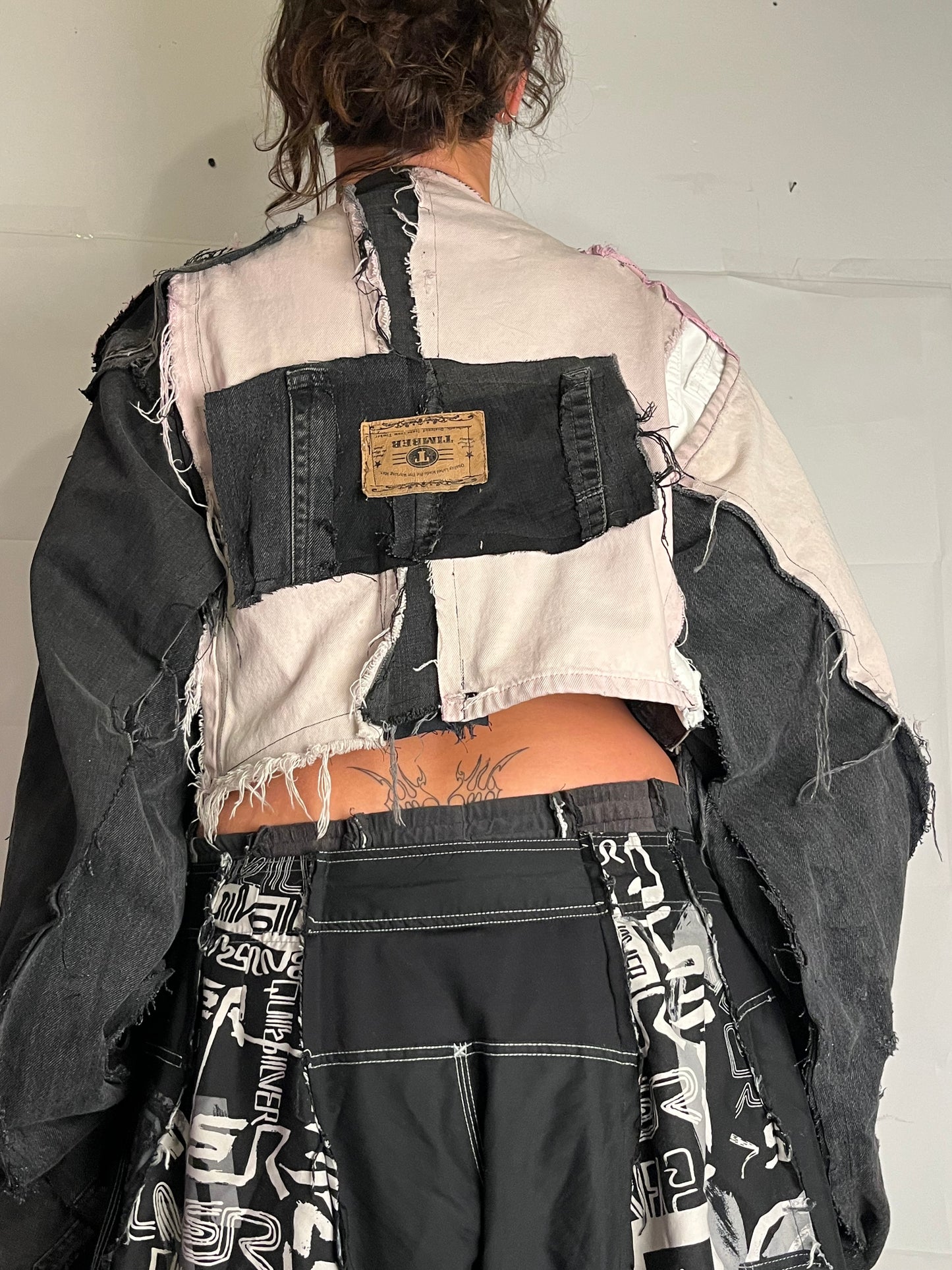 BLACK/PINK DENIM DISTRESSED BIKER SPG JACKET