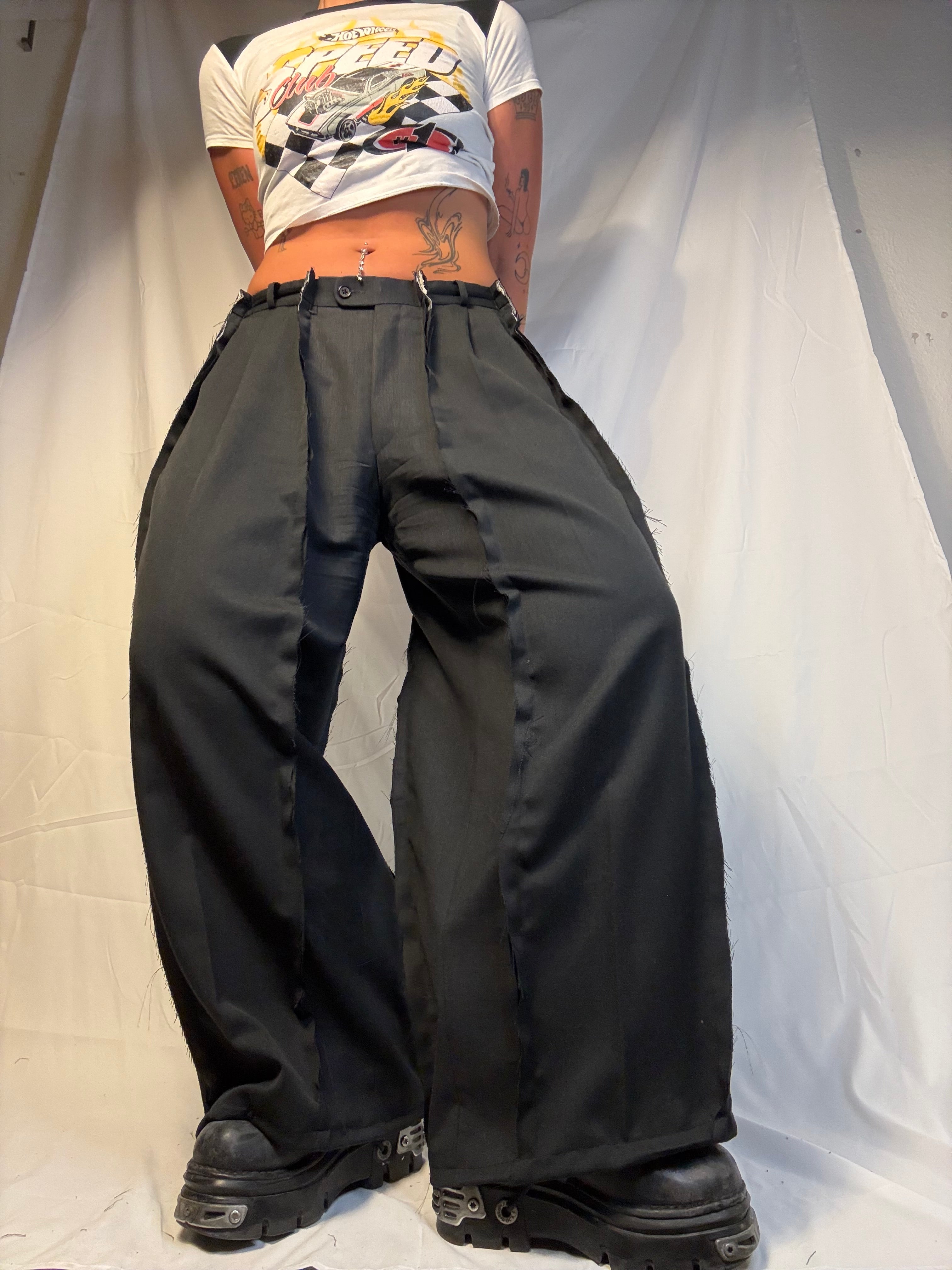 BAGGY ALL BLACK SPG SUITPANTS