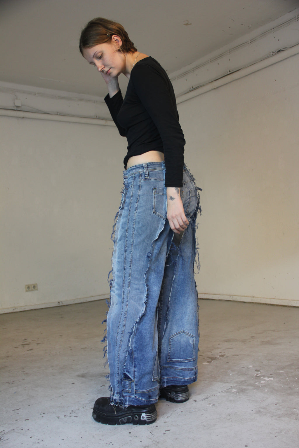 LIMITED EDITION Y2K RHINESTONE LOWRISE DENIM SPG PANTS