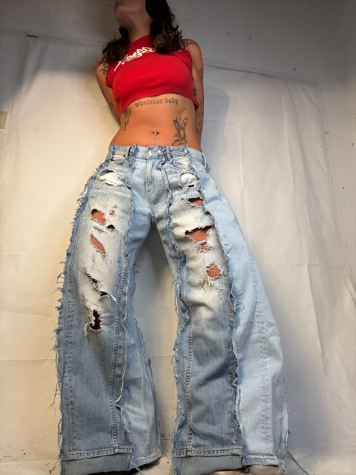 BAGGY RIPPED LIGHT DENIM SPG PANTS