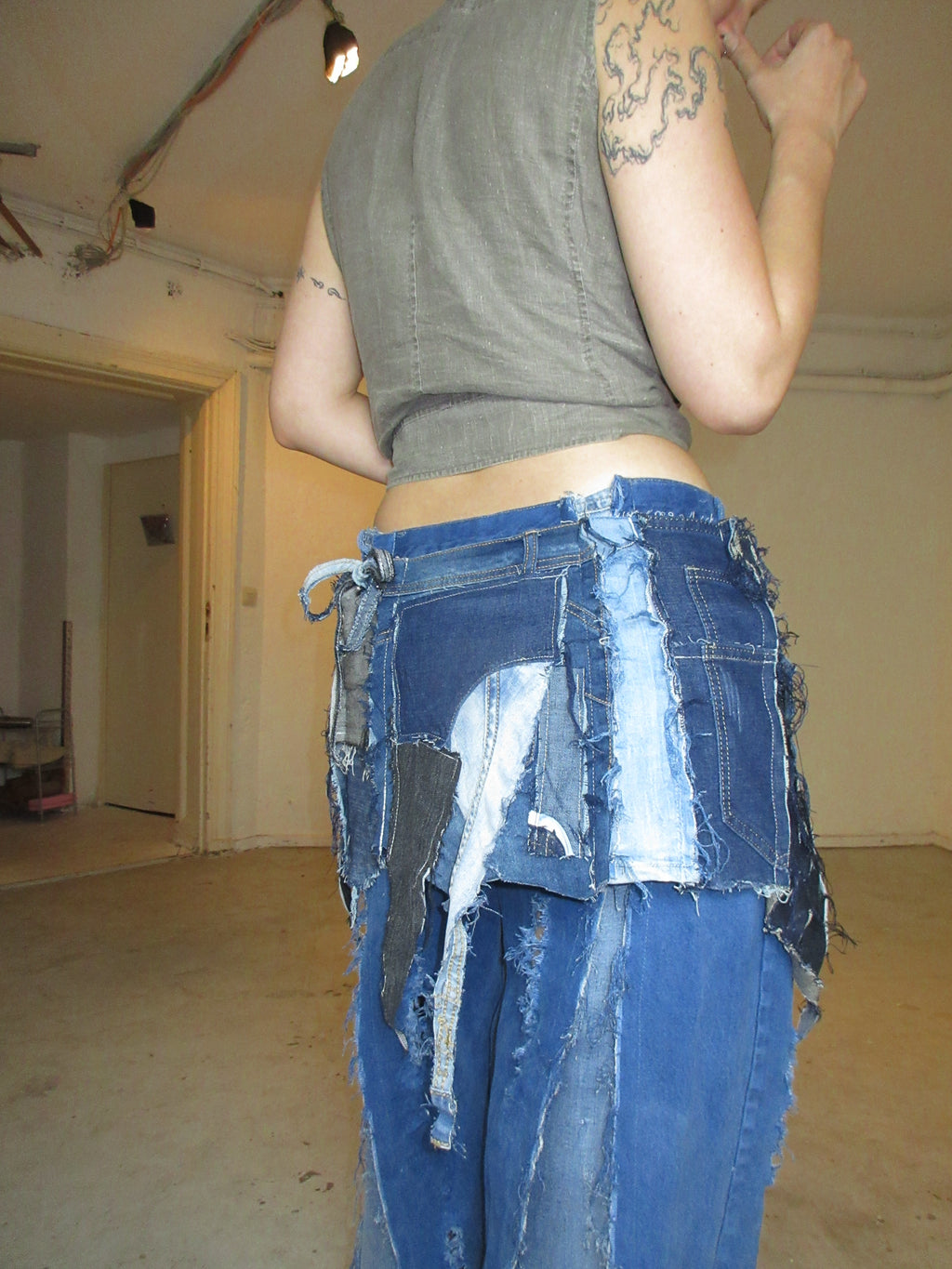 LIMITED EDITION DENIM SPG MINI SKIRT W BOW