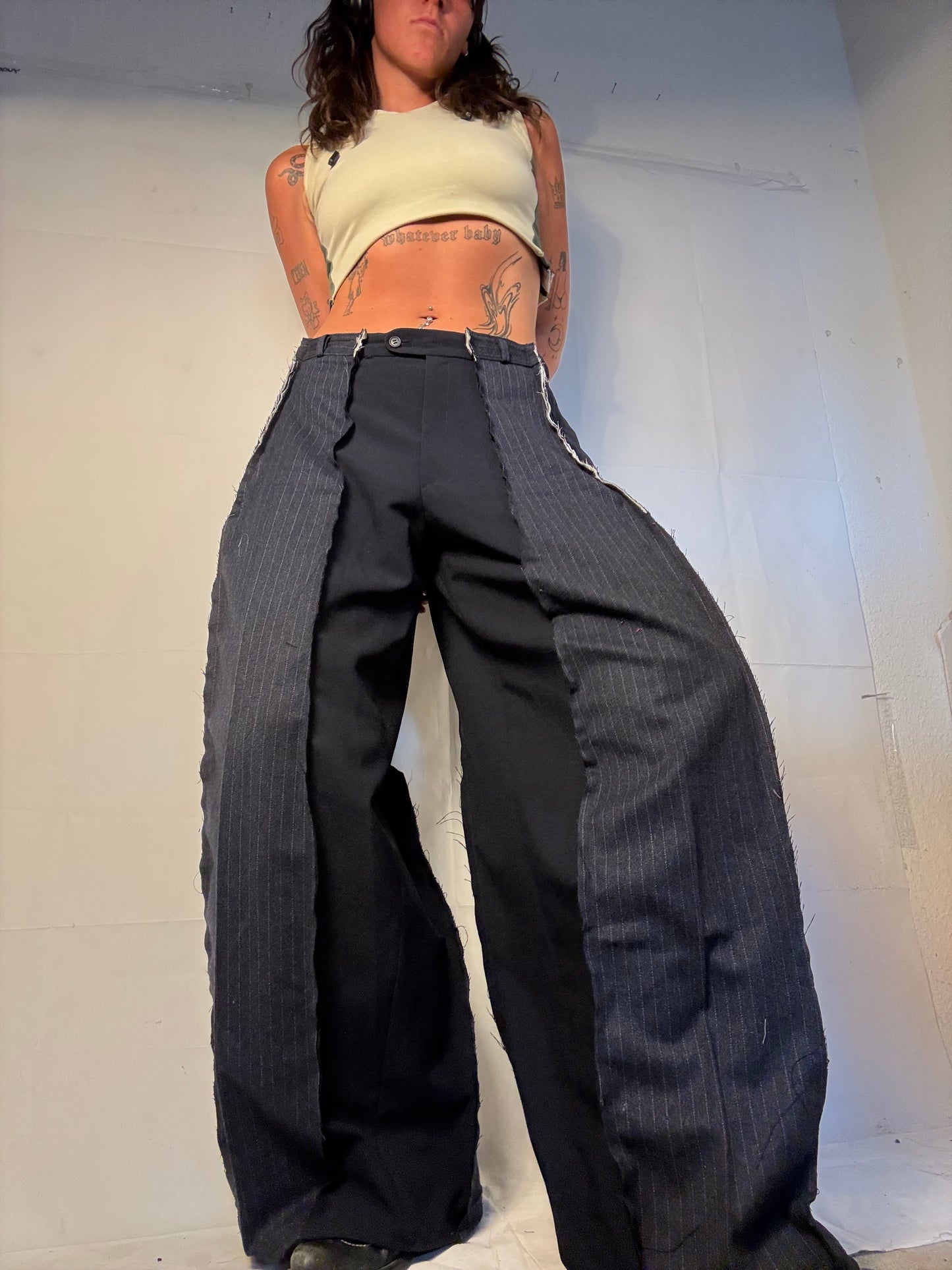 BAGGY NAVY PINSTRIBE SPG SUITPANTS