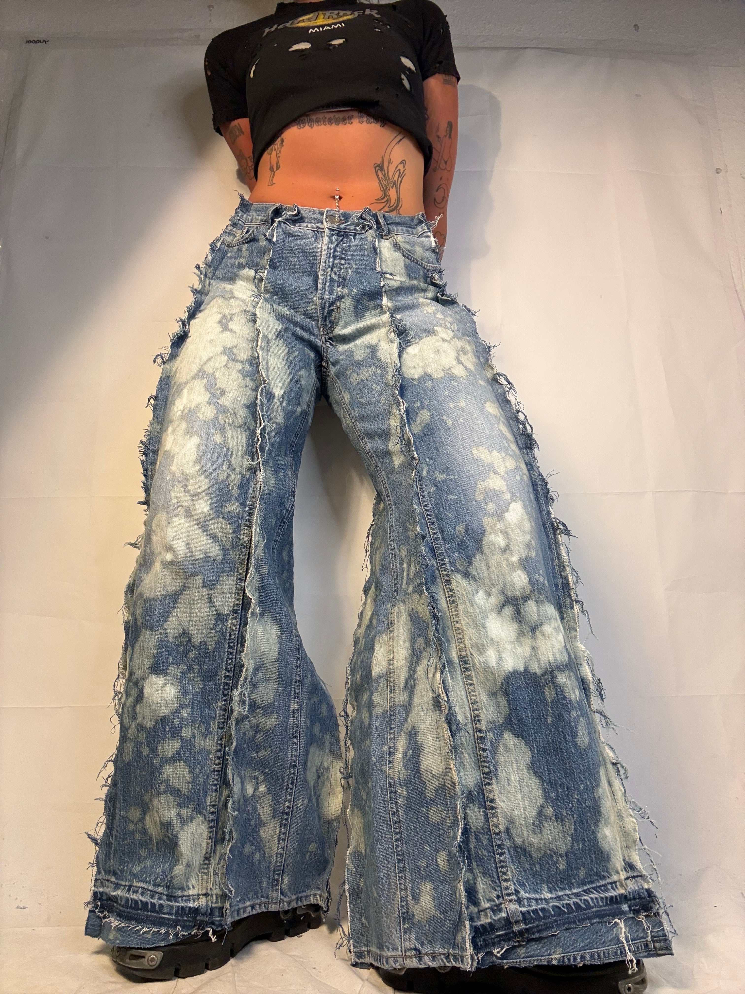 FLARED BLEACHED DENIM SPG PANTS