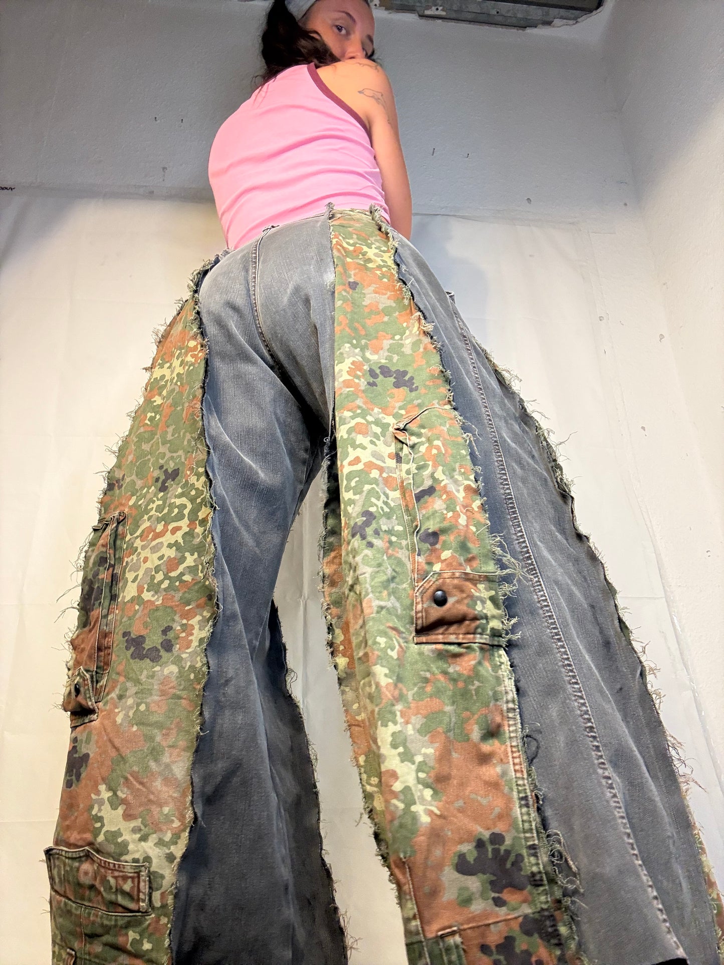BAGGY LOWWAIST CAMO/GREY SPG PANTS