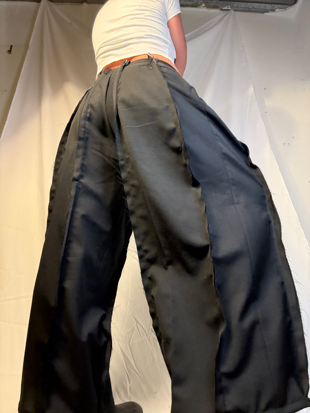 BAGGY ALL BLACK SPG SUITPANTS