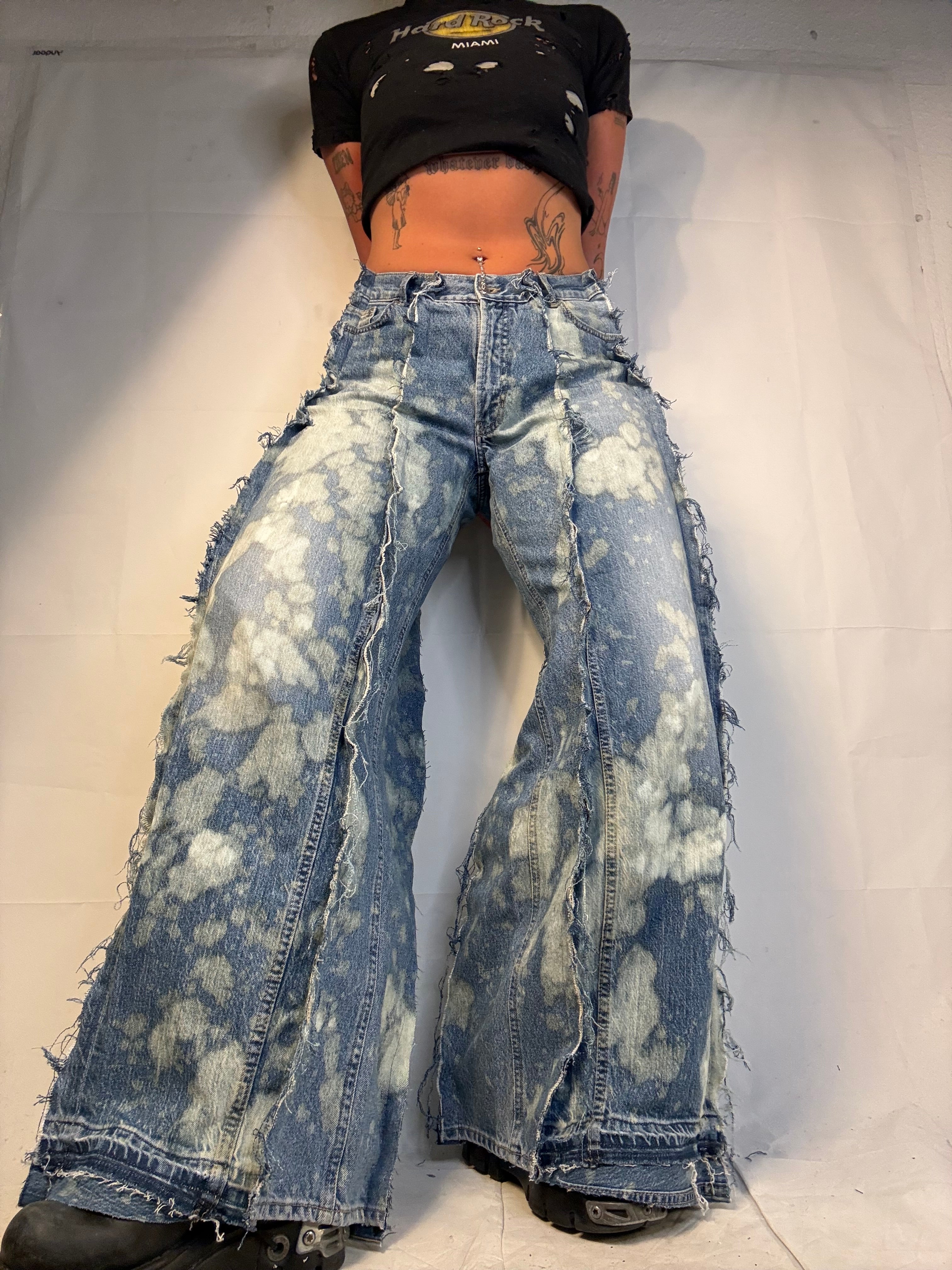 FLARED BLEACHED DENIM SPG PANTS