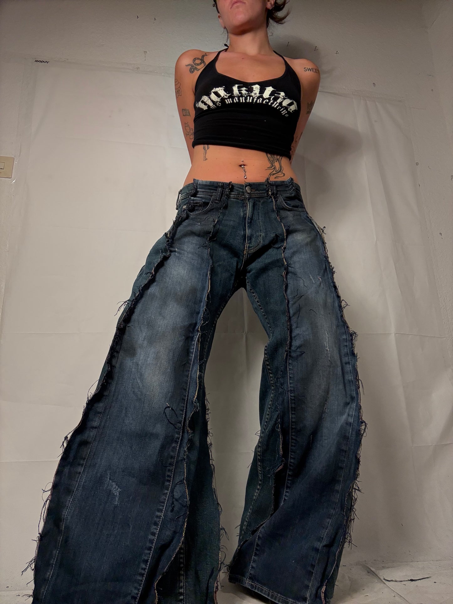 BAGGY STAINED WASHED DENIM SPG PANTS