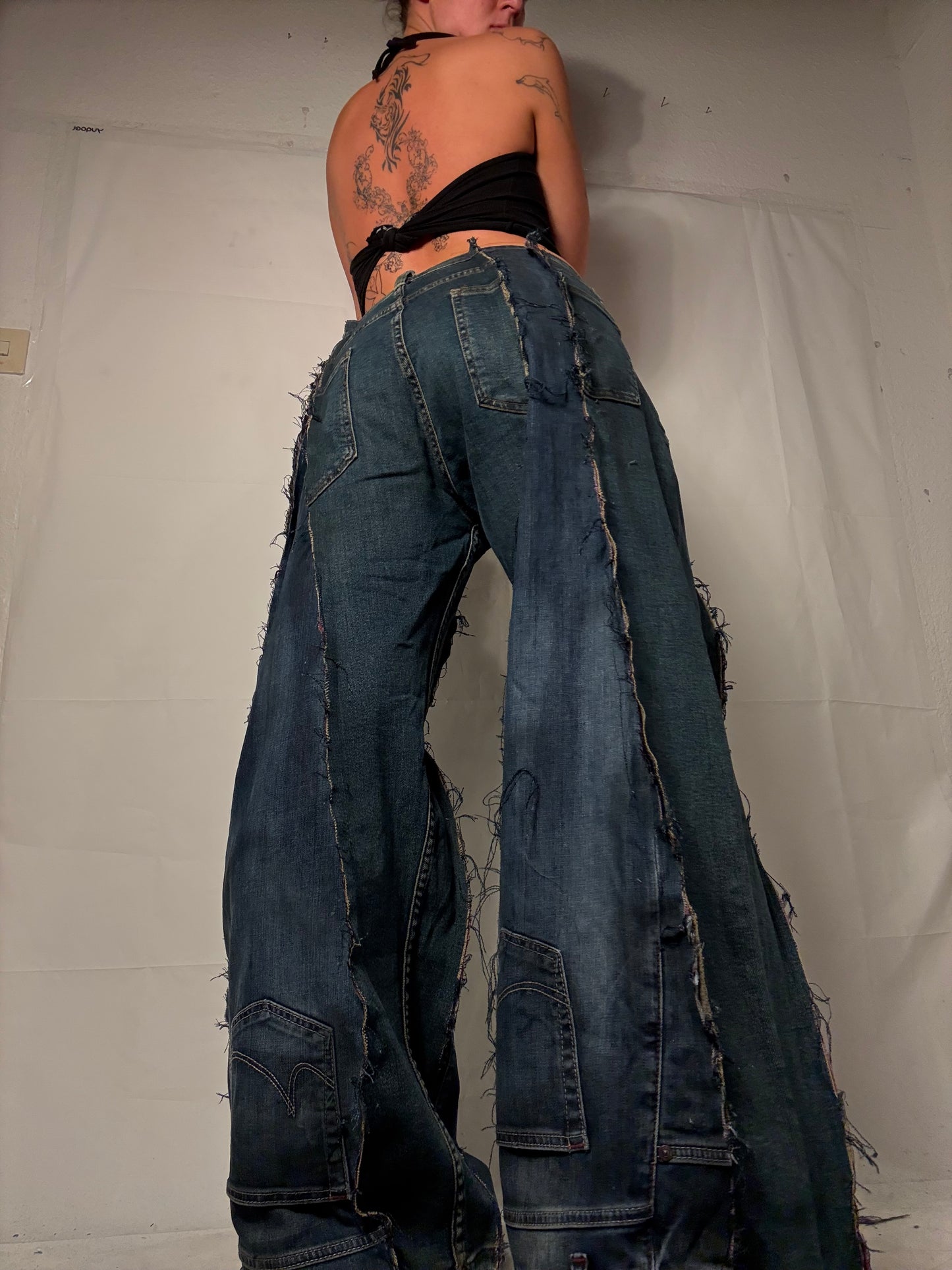 BAGGY STAINED WASHED DENIM SPG PANTS