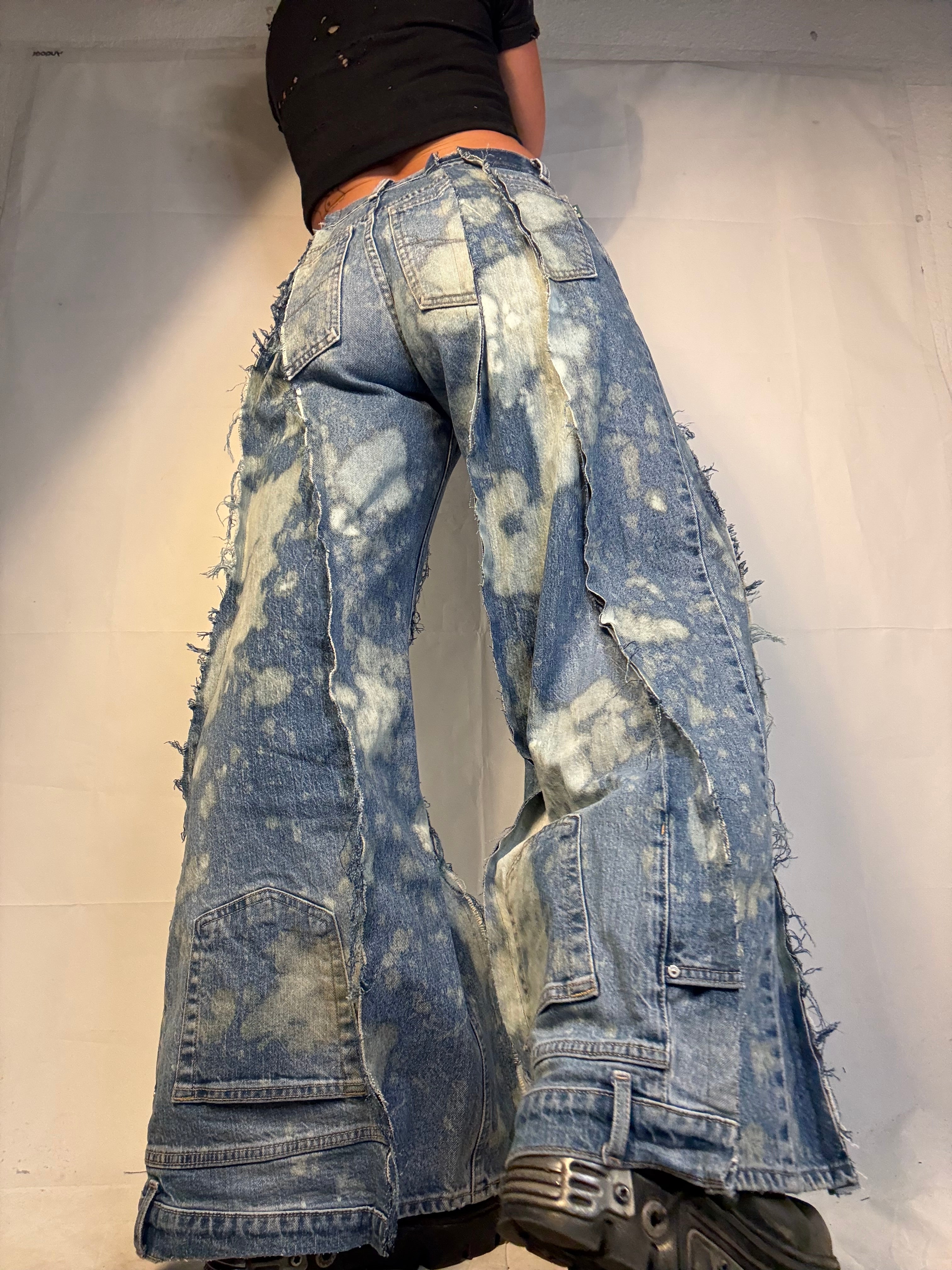 FLARED BLEACHED DENIM SPG PANTS