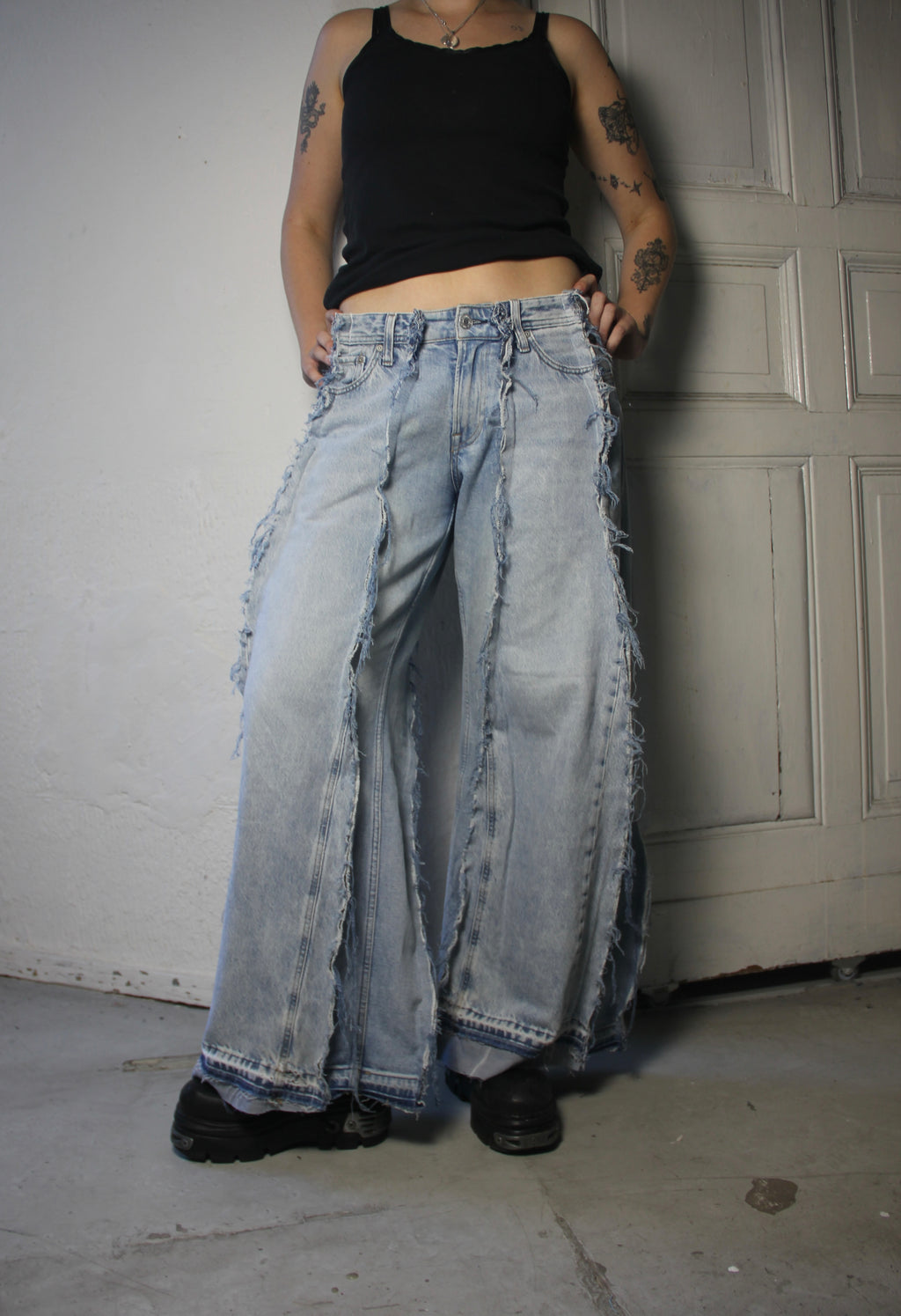 FLARED LIGHT DENIM CLASSIC SPG PANTS