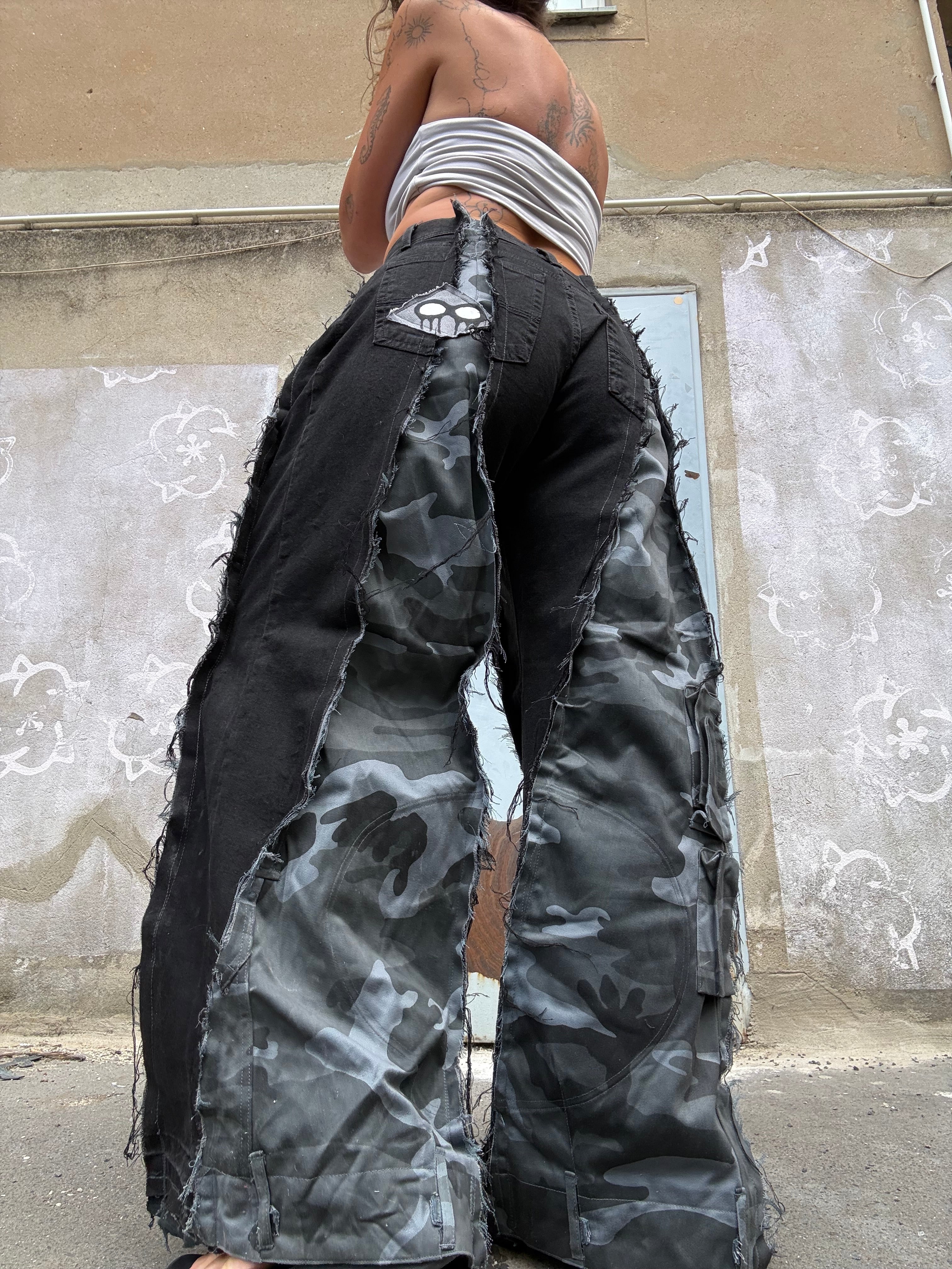 DARK CAMO/BLACK SPG PANTS