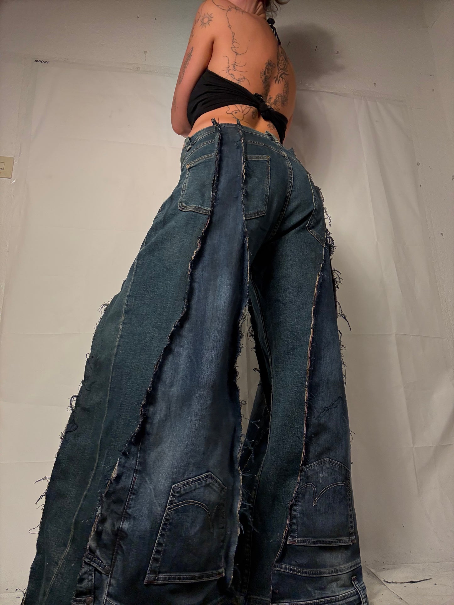 BAGGY STAINED WASHED DENIM SPG PANTS