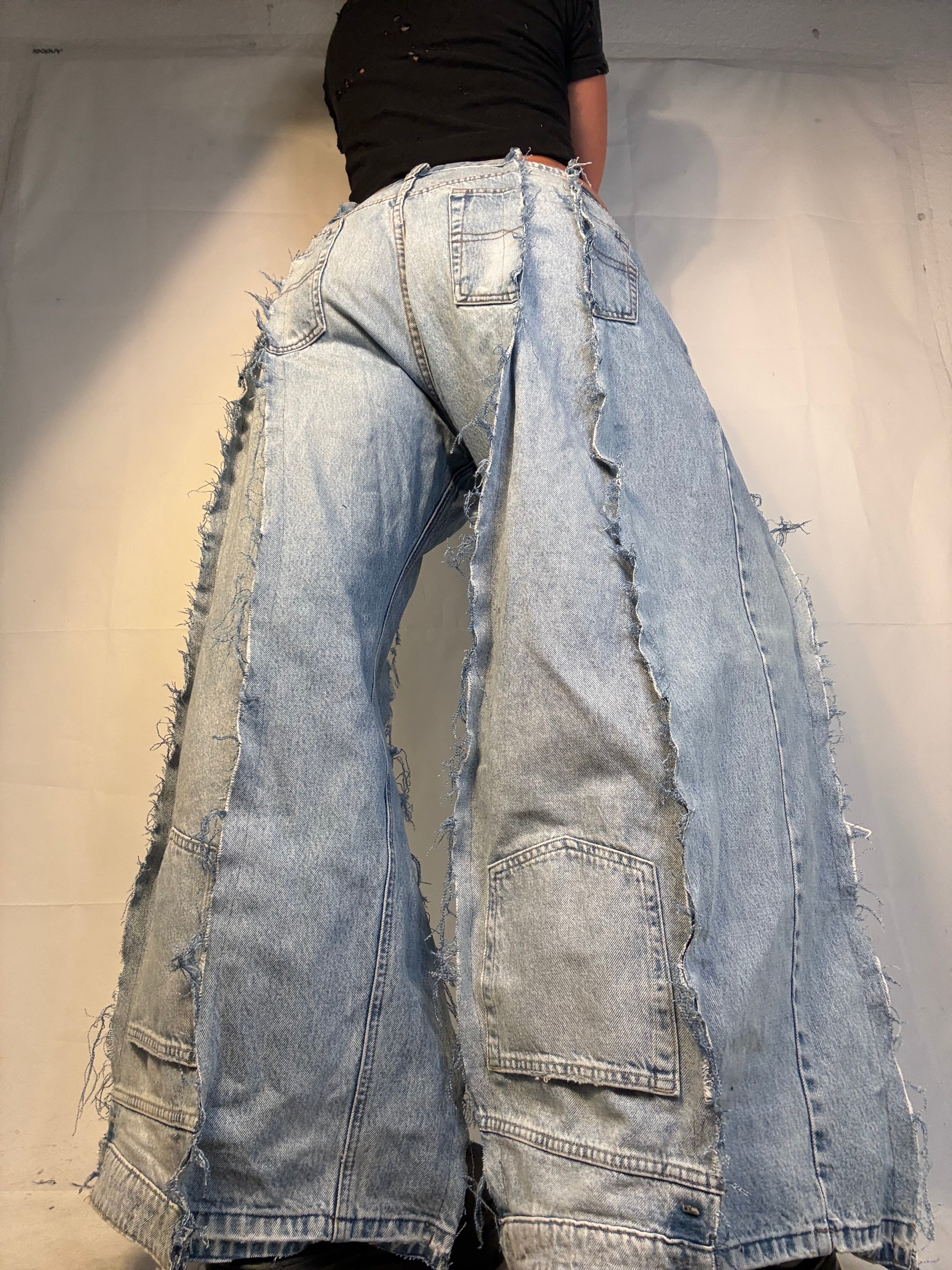 BAGGY RIPPED LIGHT DENIM SPG PANTS