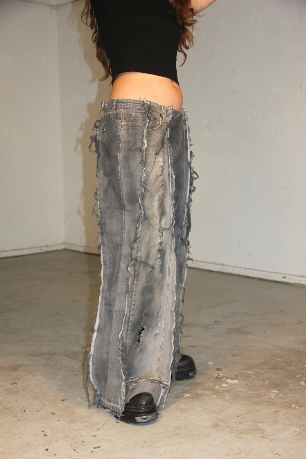 FLARED STAINED DOUBLE GREY SPG PANTS