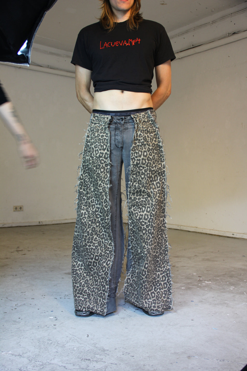 BAGGY LEO/GREY DENIM SPG PANTS