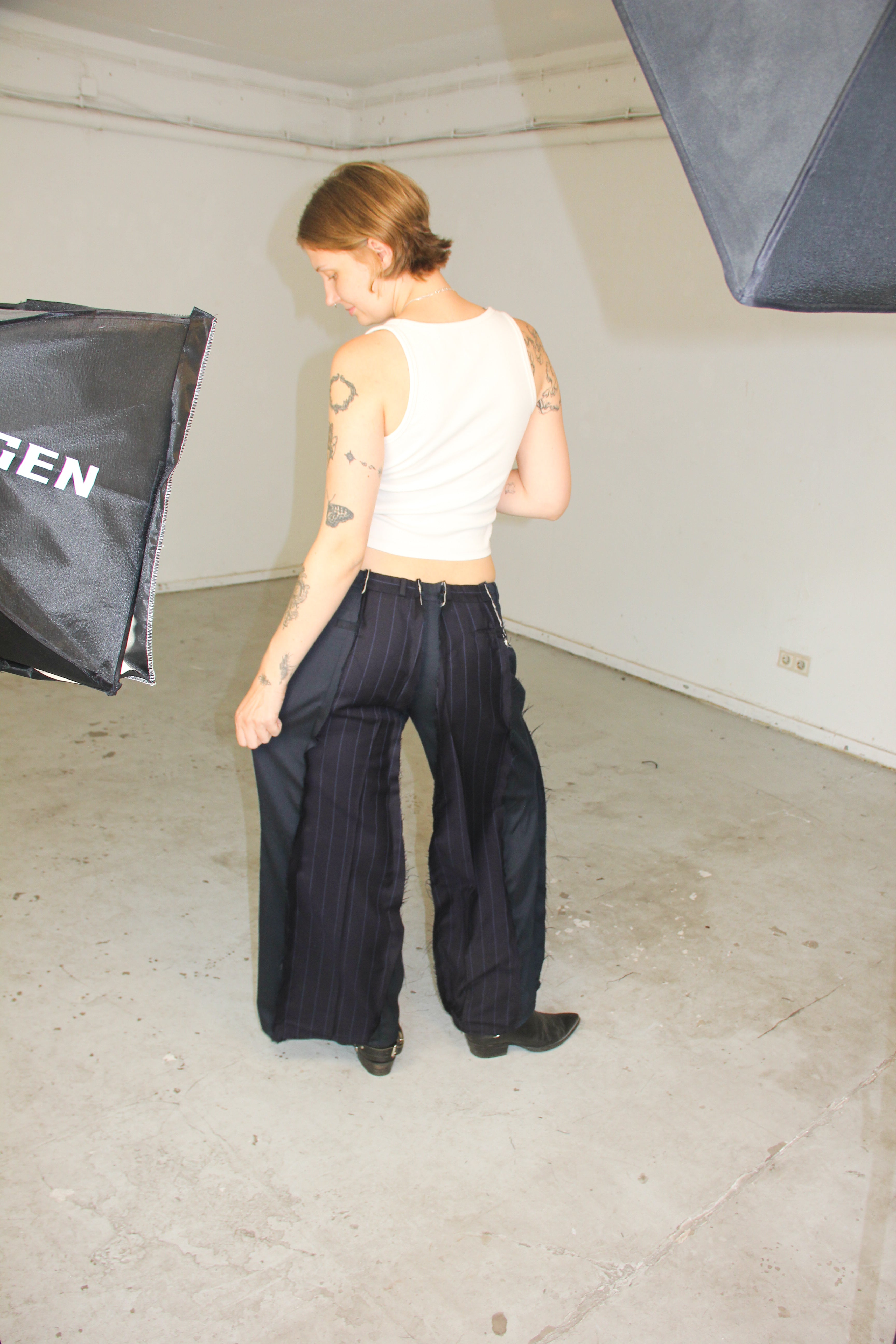 DARK NAVY PIN-STRIBE SPG SUITPANTS