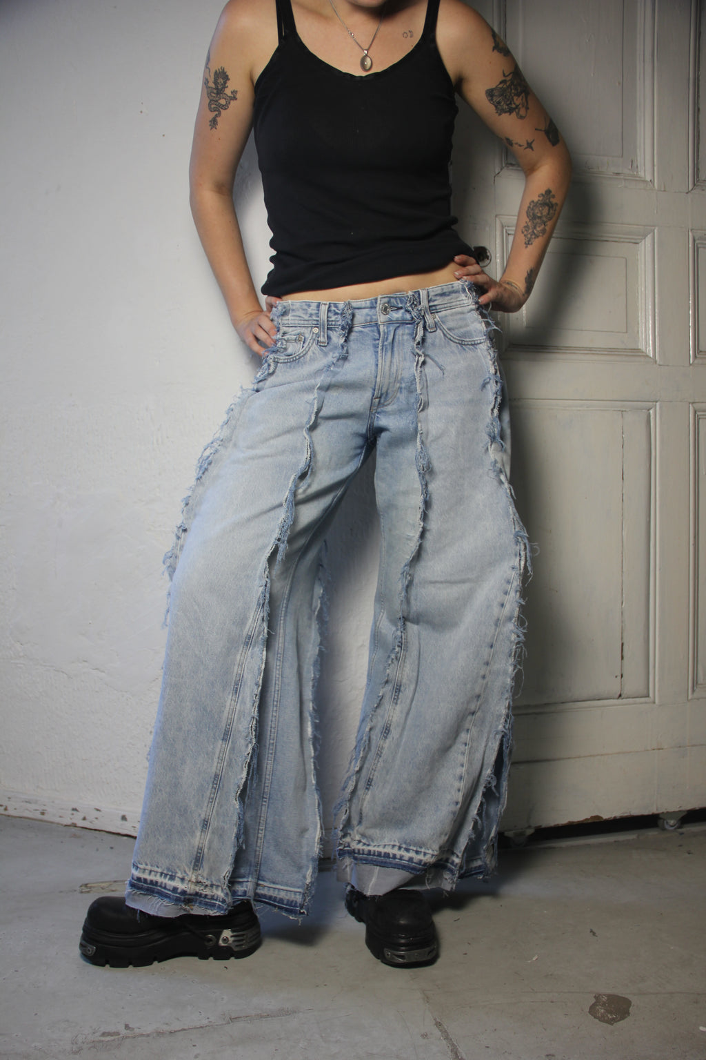 FLARED LIGHT DENIM CLASSIC SPG PANTS