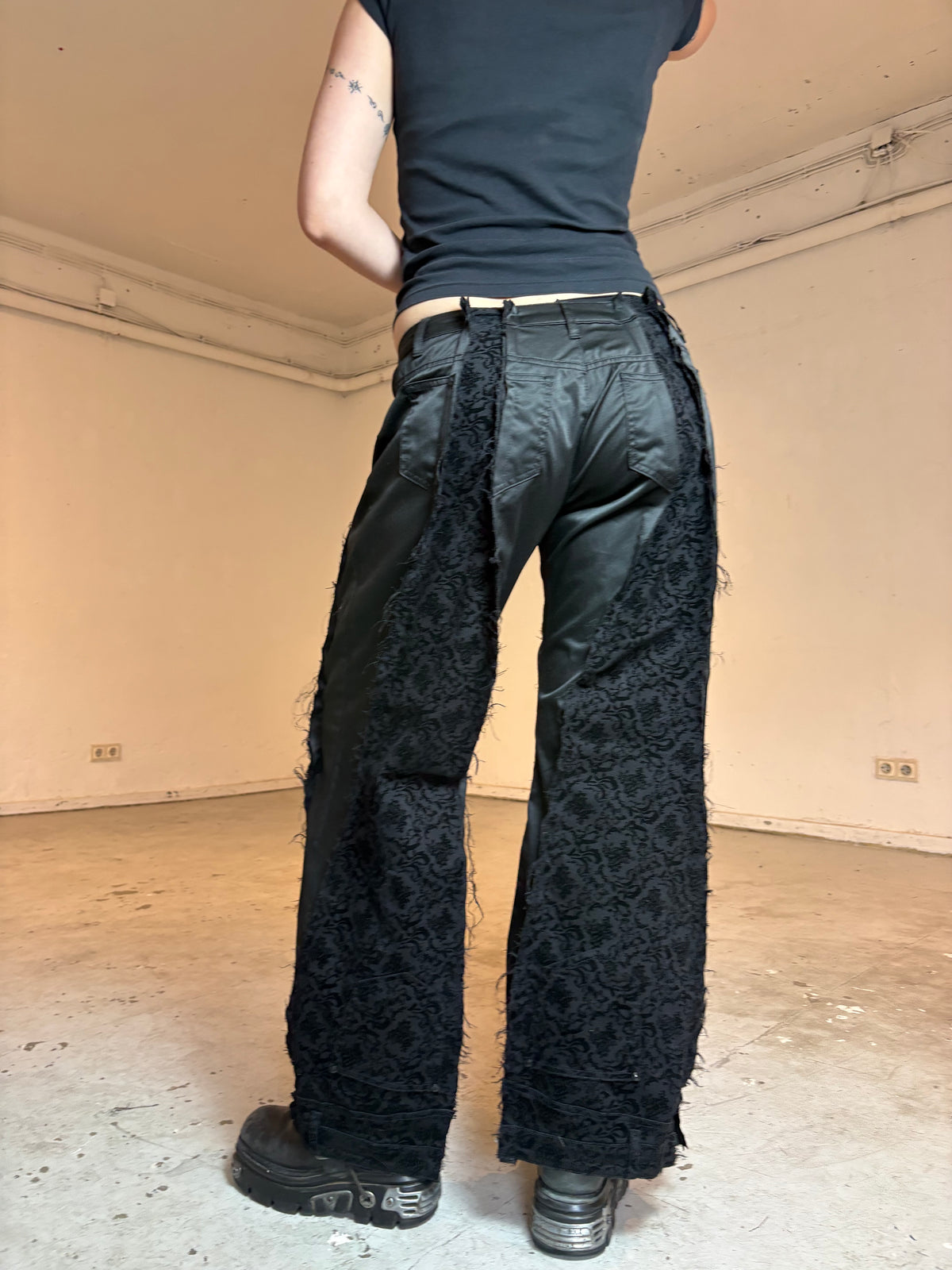 LIMITED EDITION BLACK PATTERNED SPG PANTS