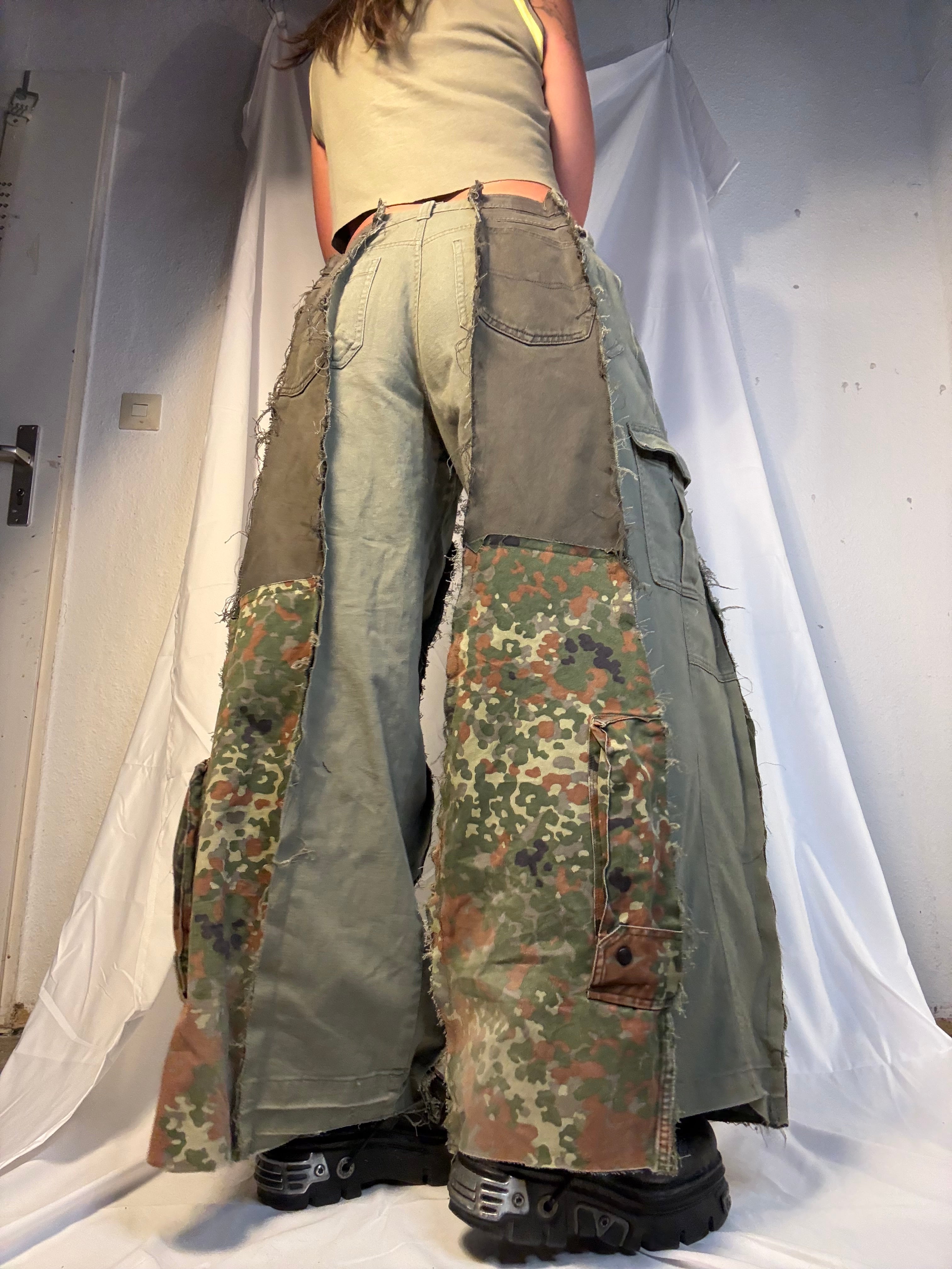 BAGGY GREEN CAMO SPG PANTS