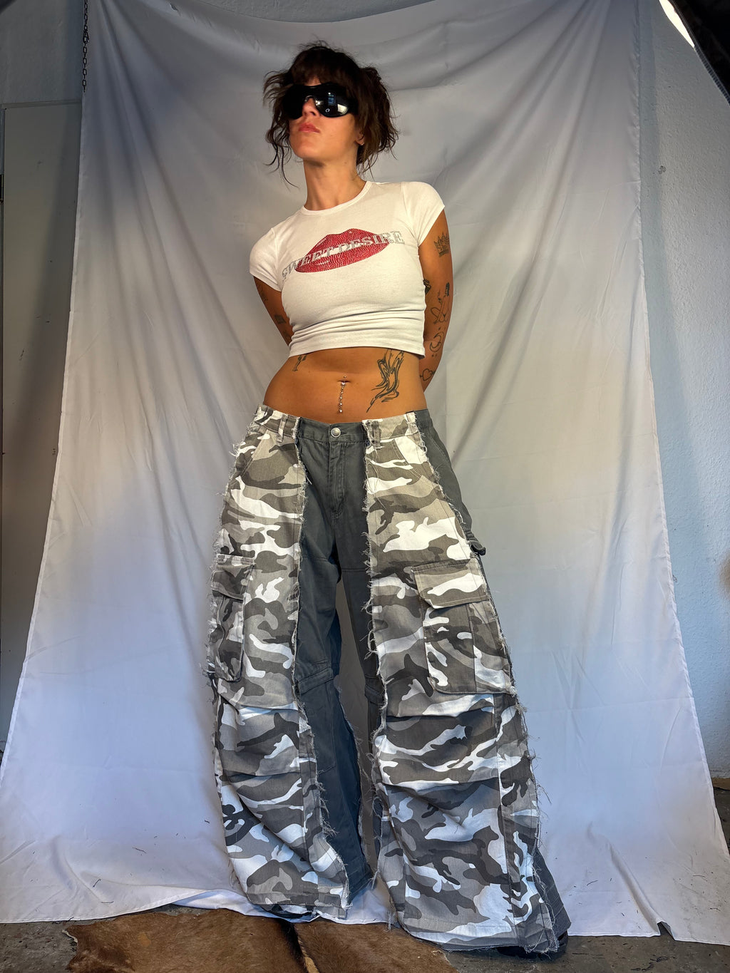 EXTRA BAGGY LIGHT GREY CAMO SPG PANTS