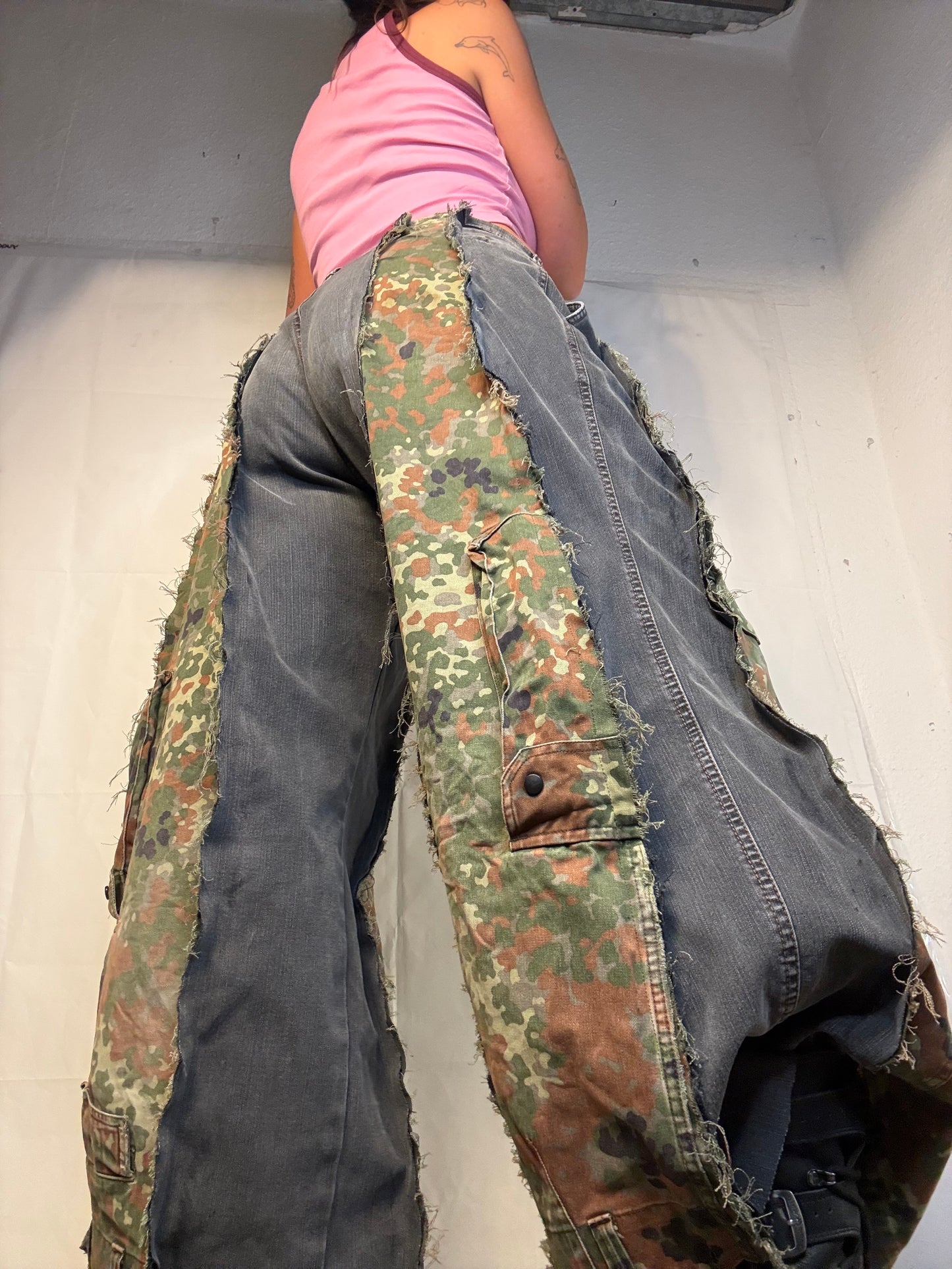 BAGGY LOWWAIST CAMO/GREY SPG PANTS