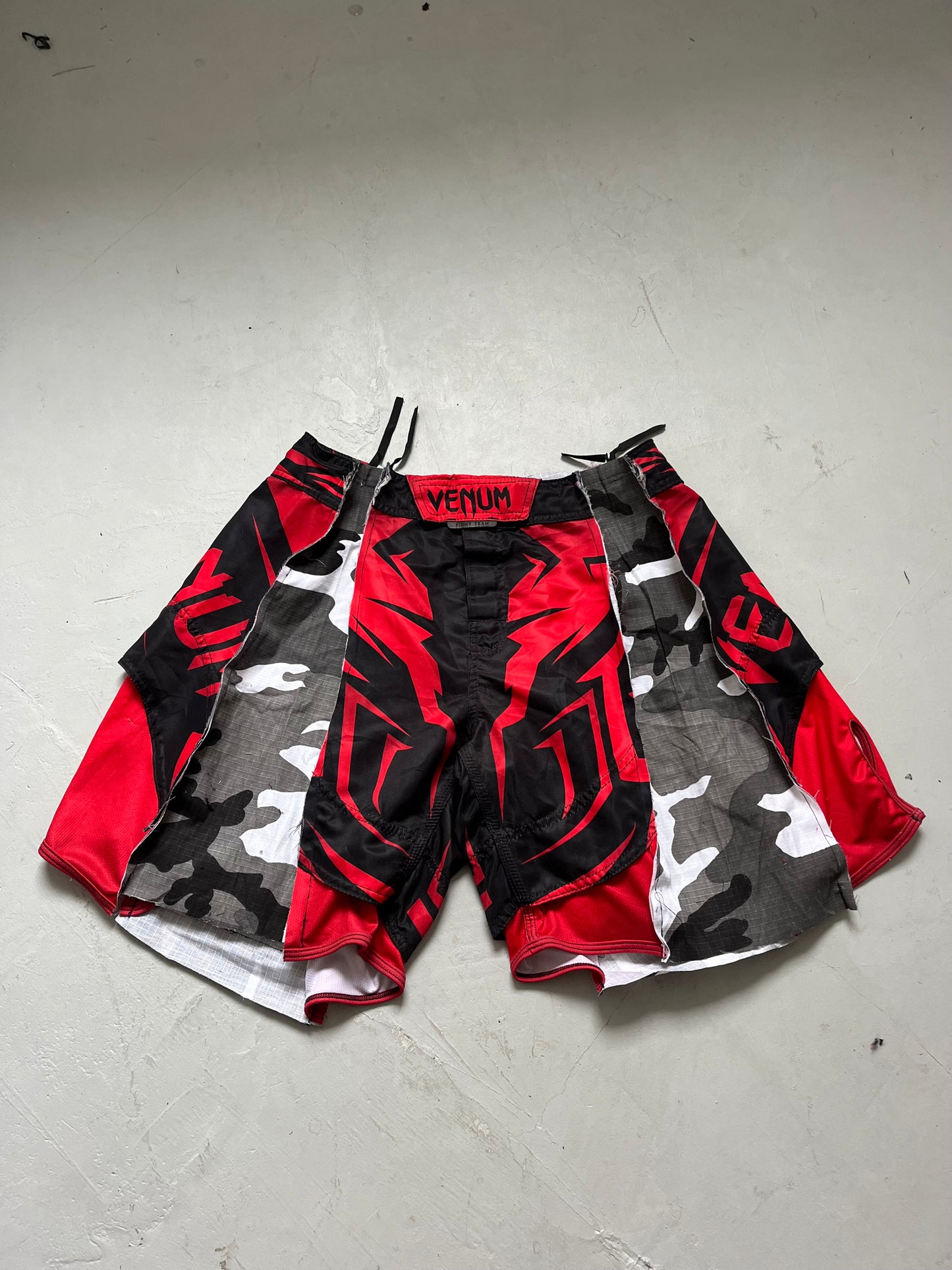 SPG Shorts Red/Camo