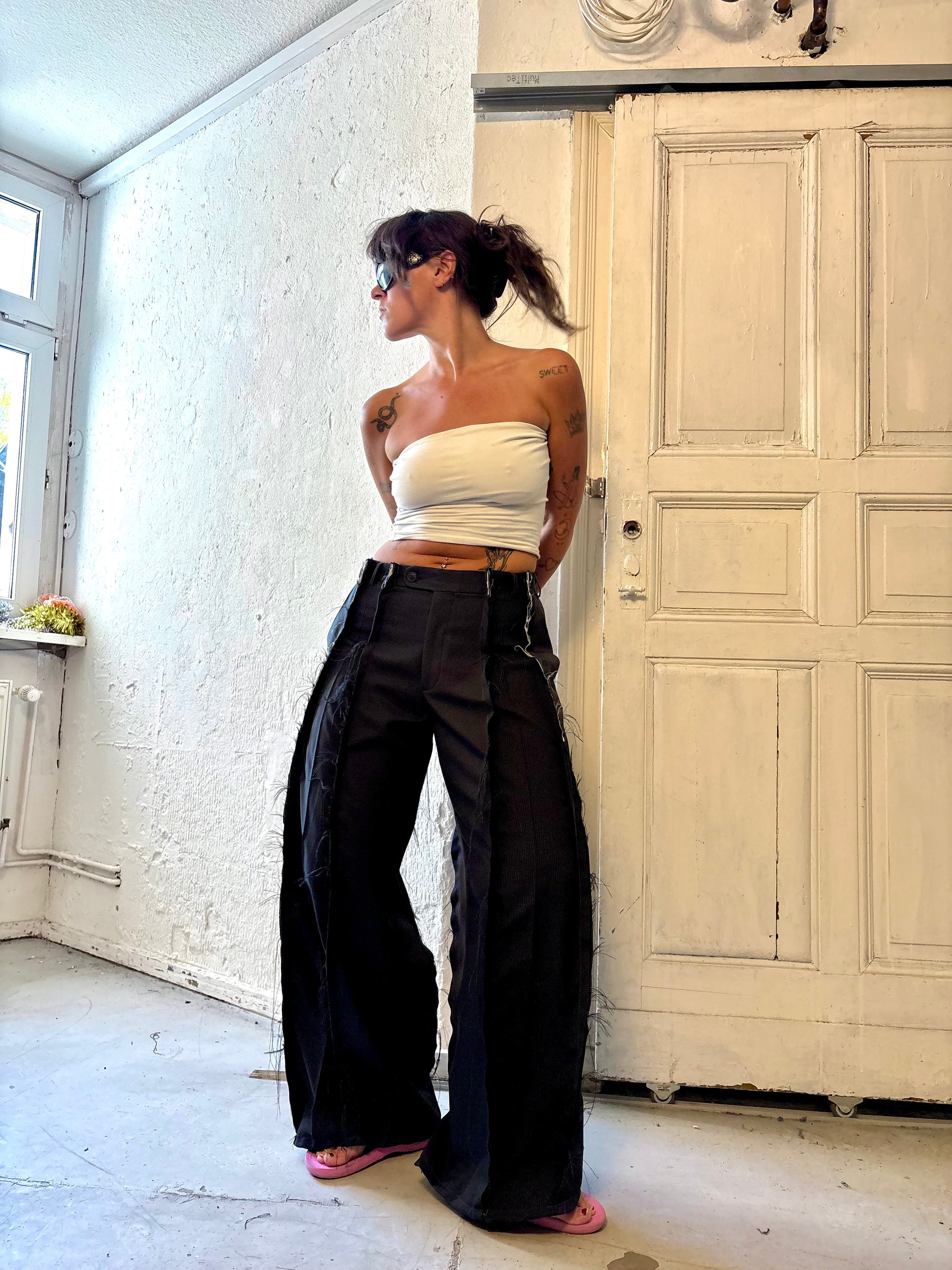 BAGGY DARK SPG SUITPANTS