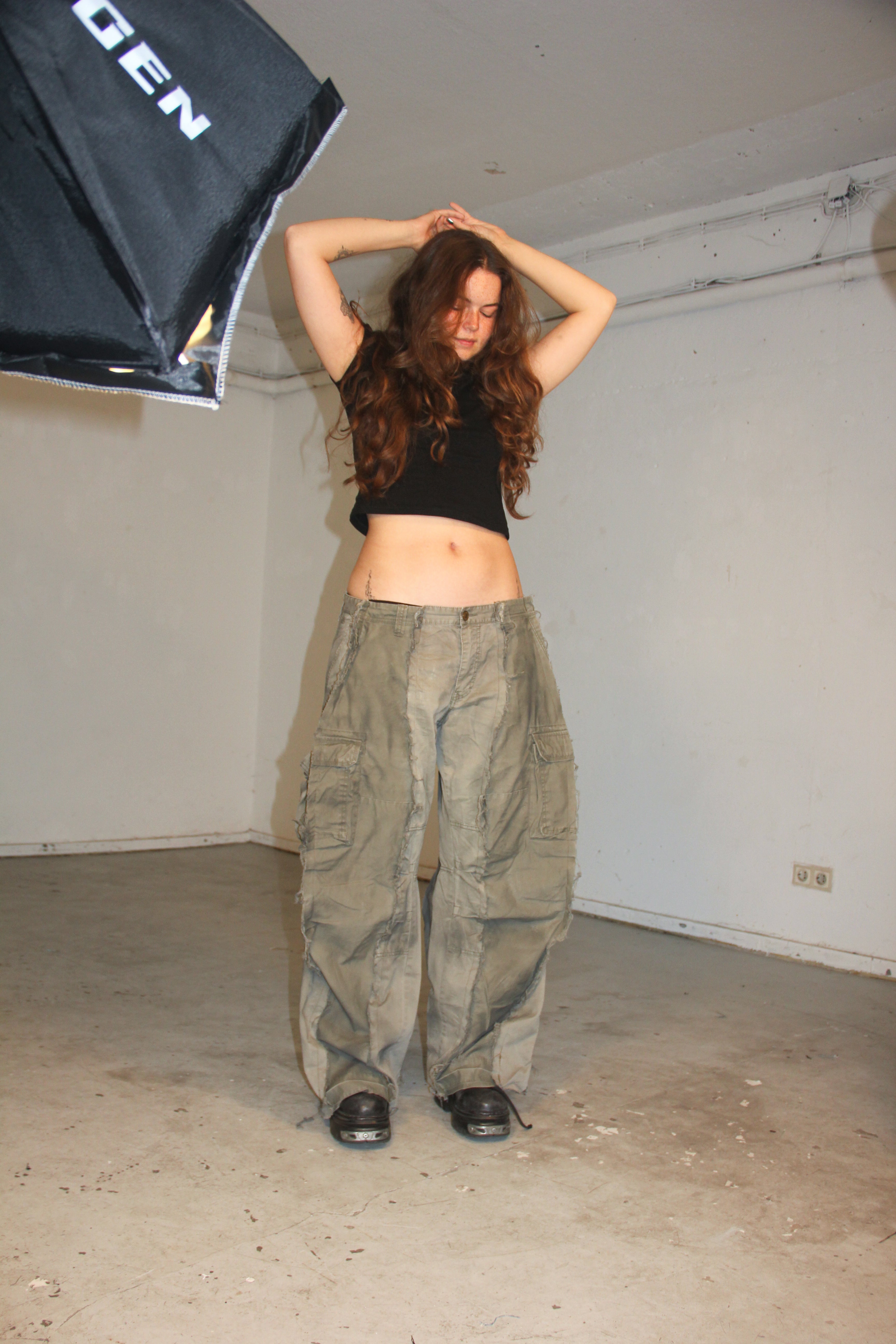 BAGGY STAINED DOUBLE CARGO SPG PANTS