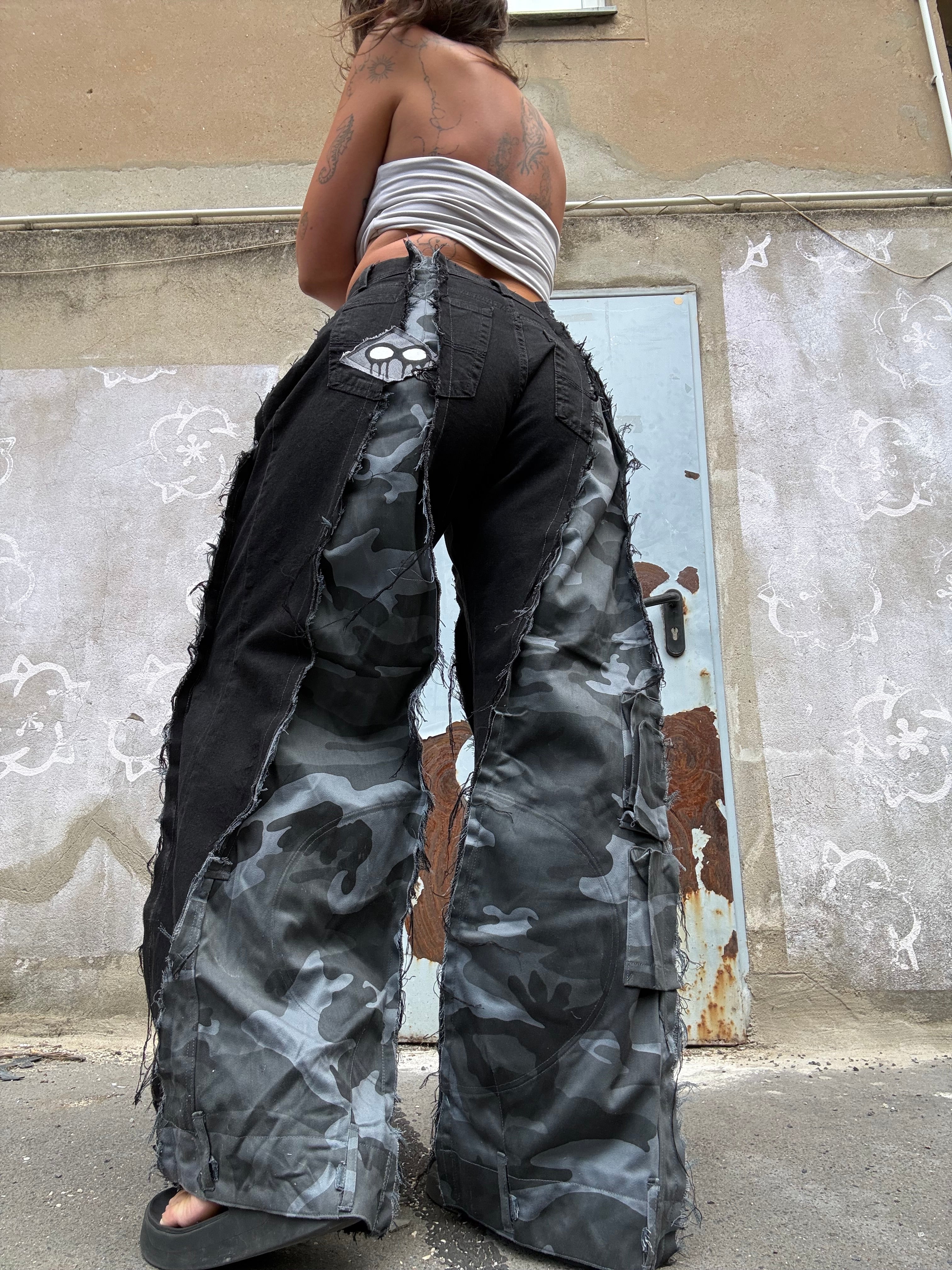 DARK CAMO/BLACK SPG PANTS