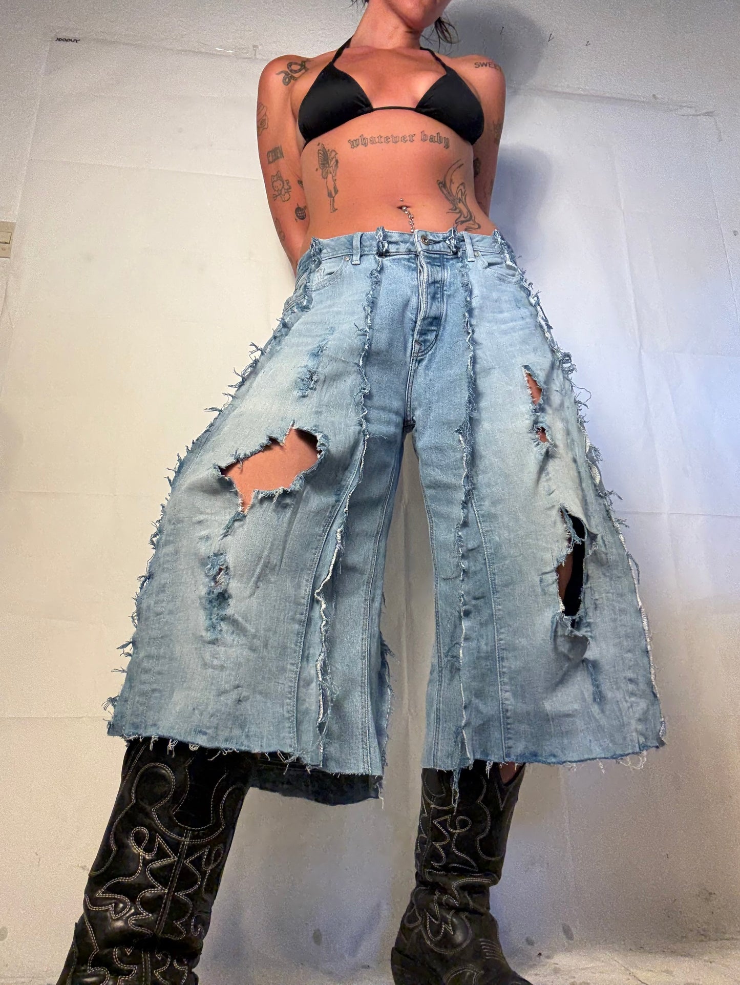 LIGHT DENIM SPG JORTS