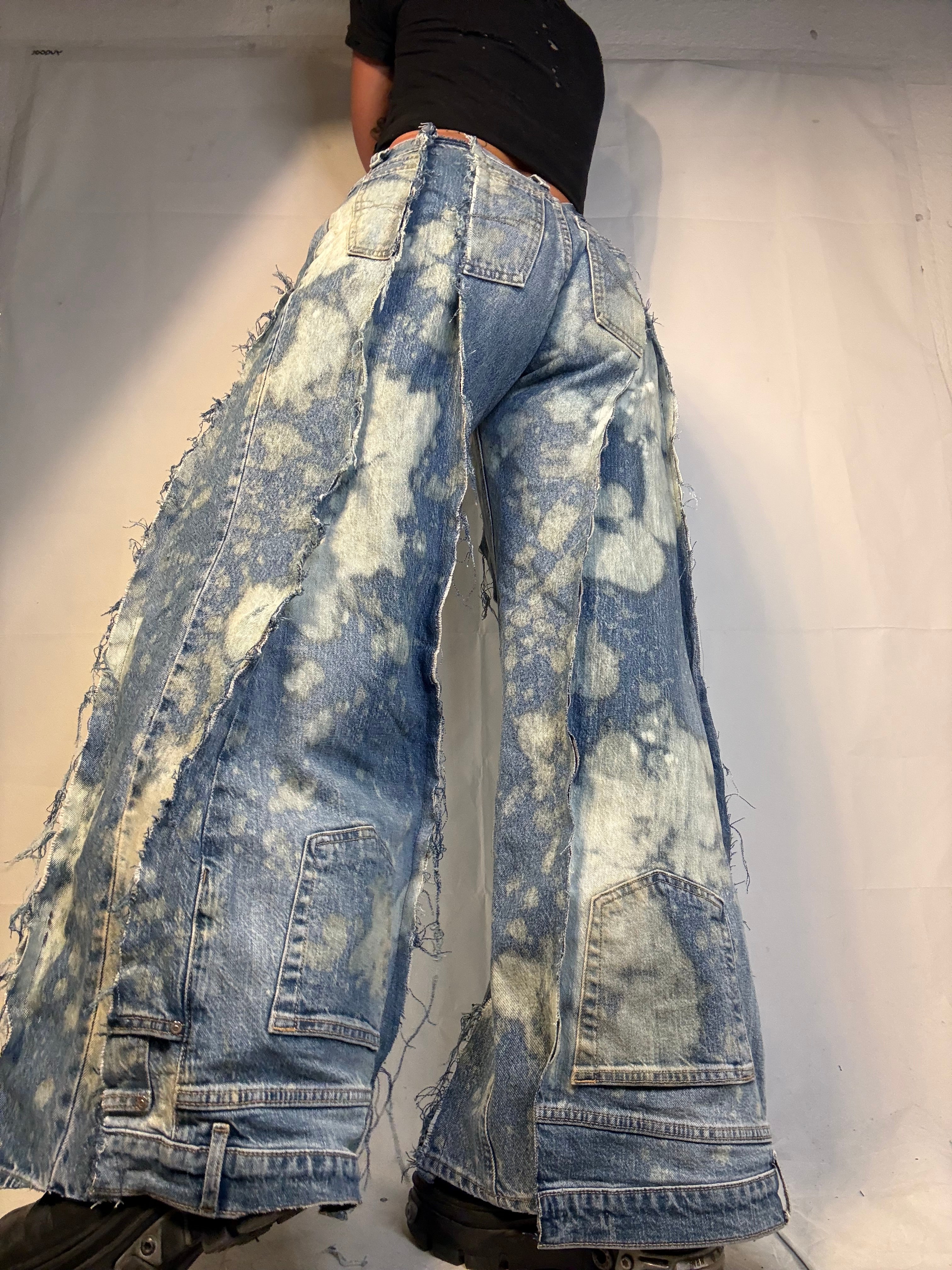 FLARED BLEACHED DENIM SPG PANTS