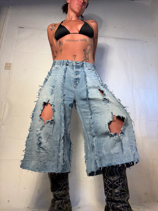 LIGHT DENIM SPG JORTS