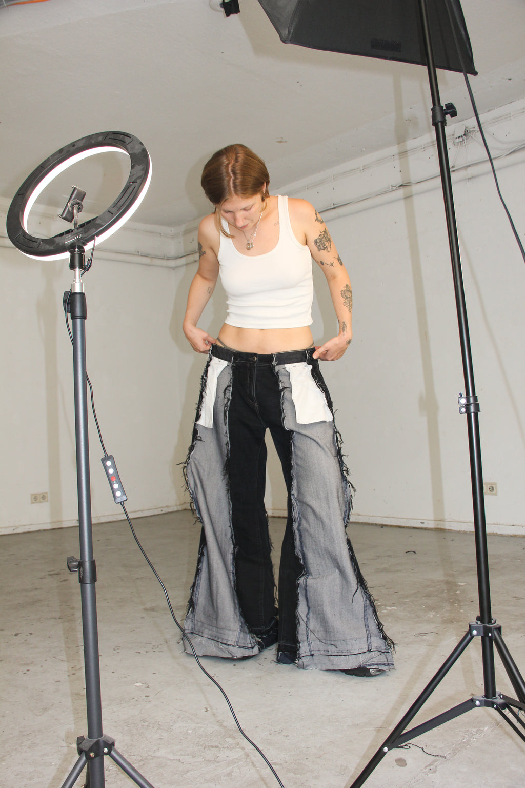 BAGGY INSIDE-OUT DENIM SPG PANTS