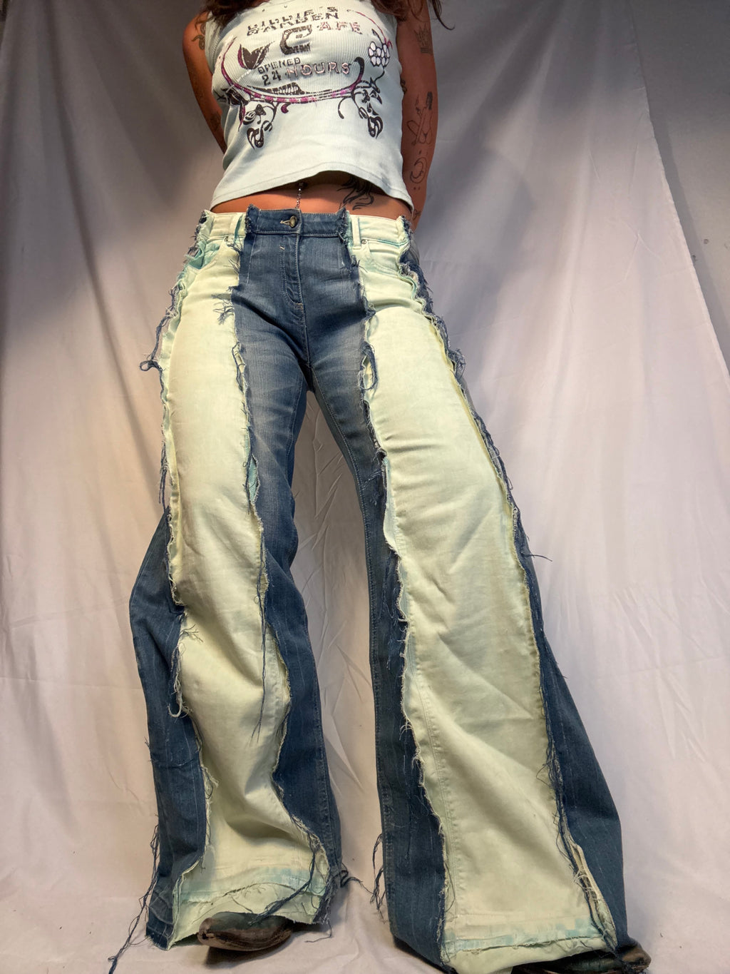 FLARED BLEACHED NEON GREEN / DENIM SPG PANTS