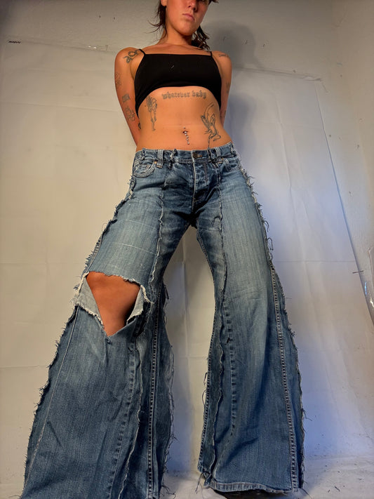 FLARED RIPPED CLASSIC DENIM SPG PANTS