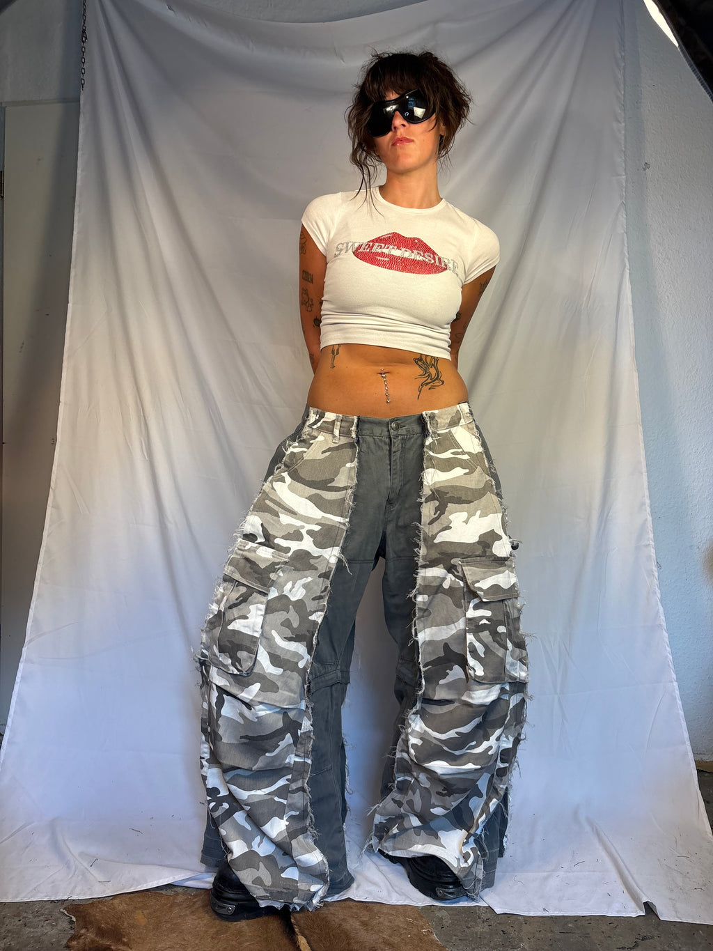 EXTRA BAGGY LIGHT GREY CAMO SPG PANTS