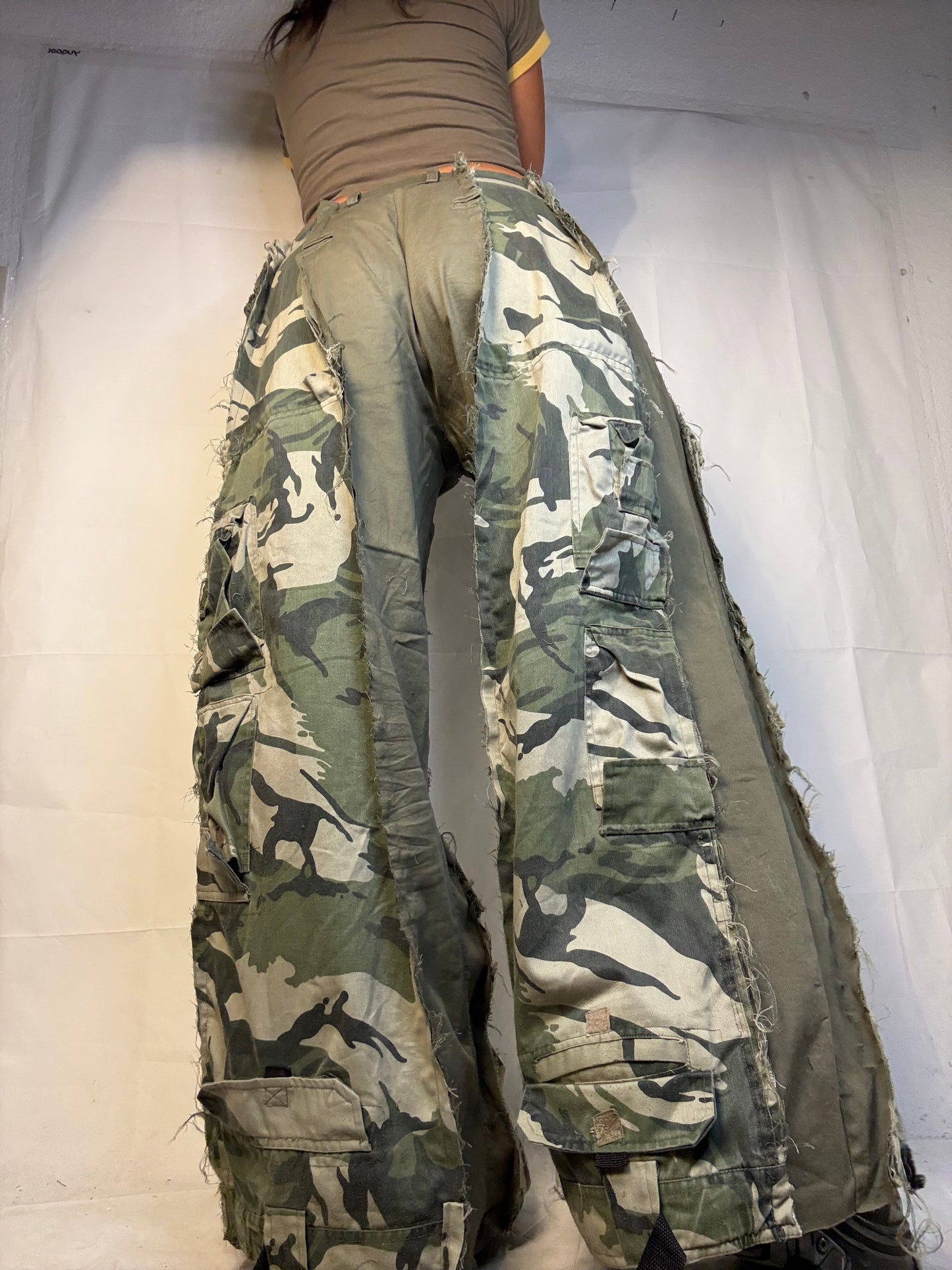 BAGGY CAMO/GREEN SPG PANTS