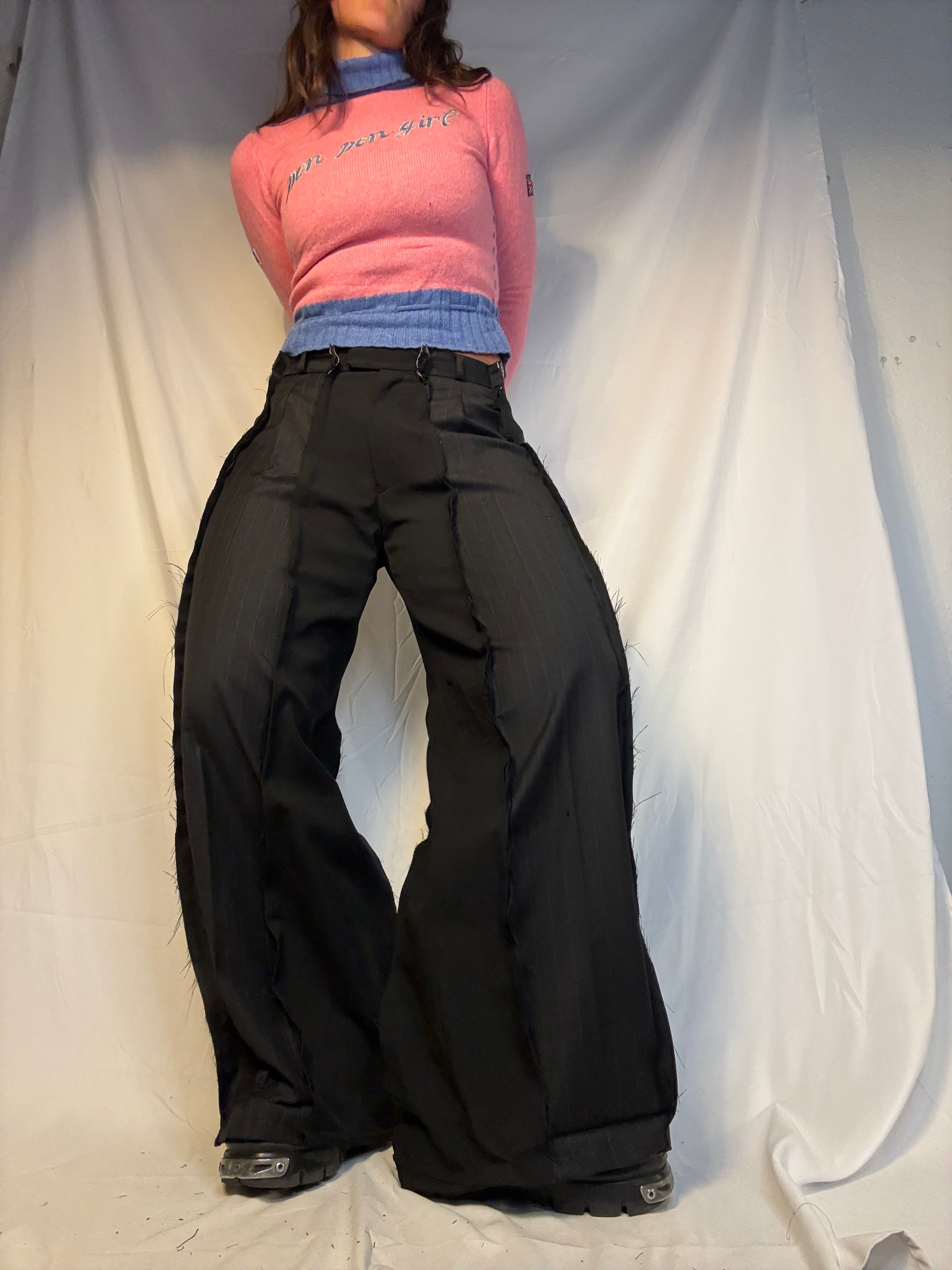 BAGGY BLACK PINSTRIBE SPG SUITPANTS