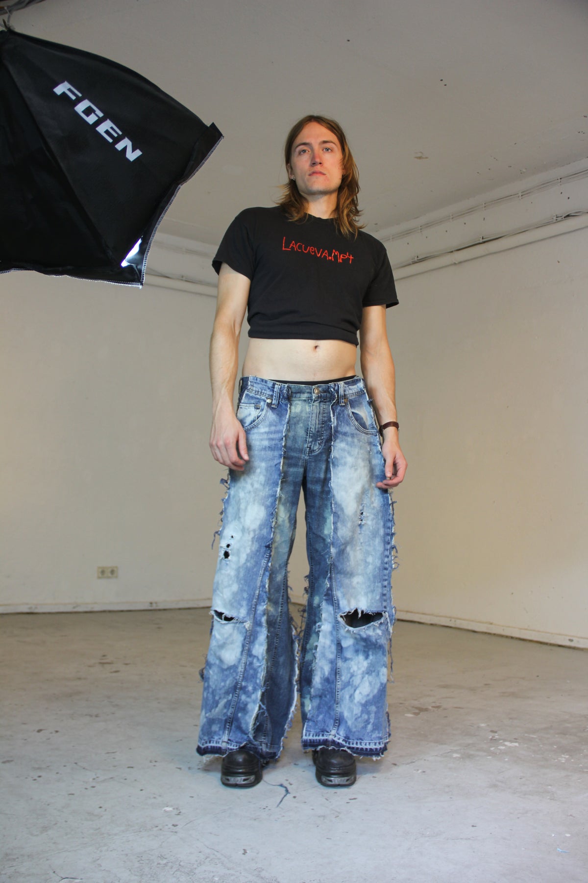 FLARED BLEACHED STAINED DENIM SPG PANTS