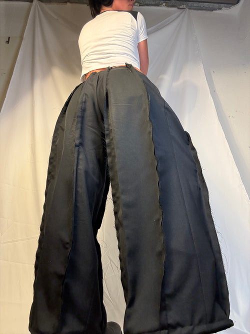 BAGGY ALL BLACK SPG SUITPANTS