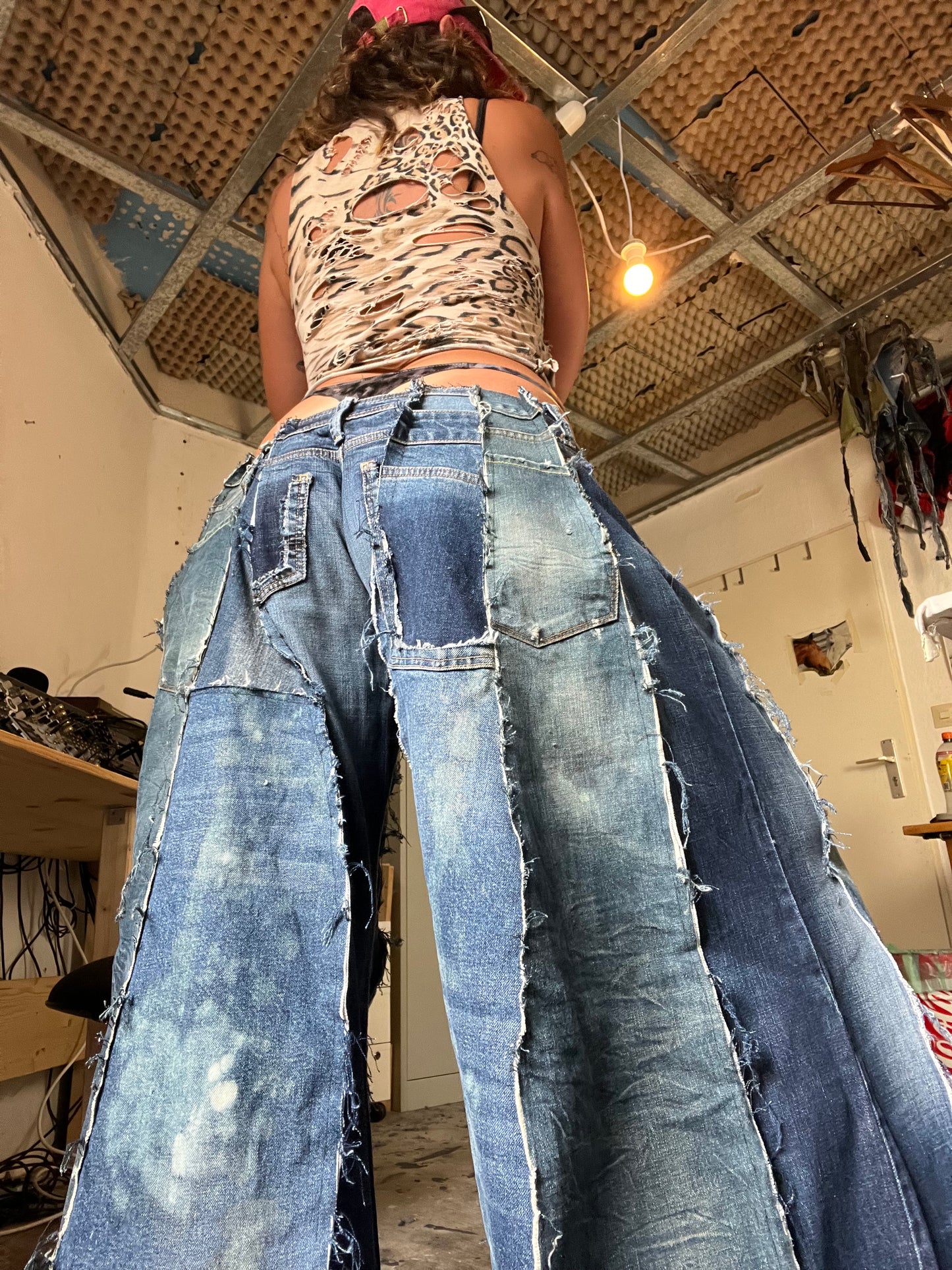 Extra Baggy Low-rise SPG Denim Pants